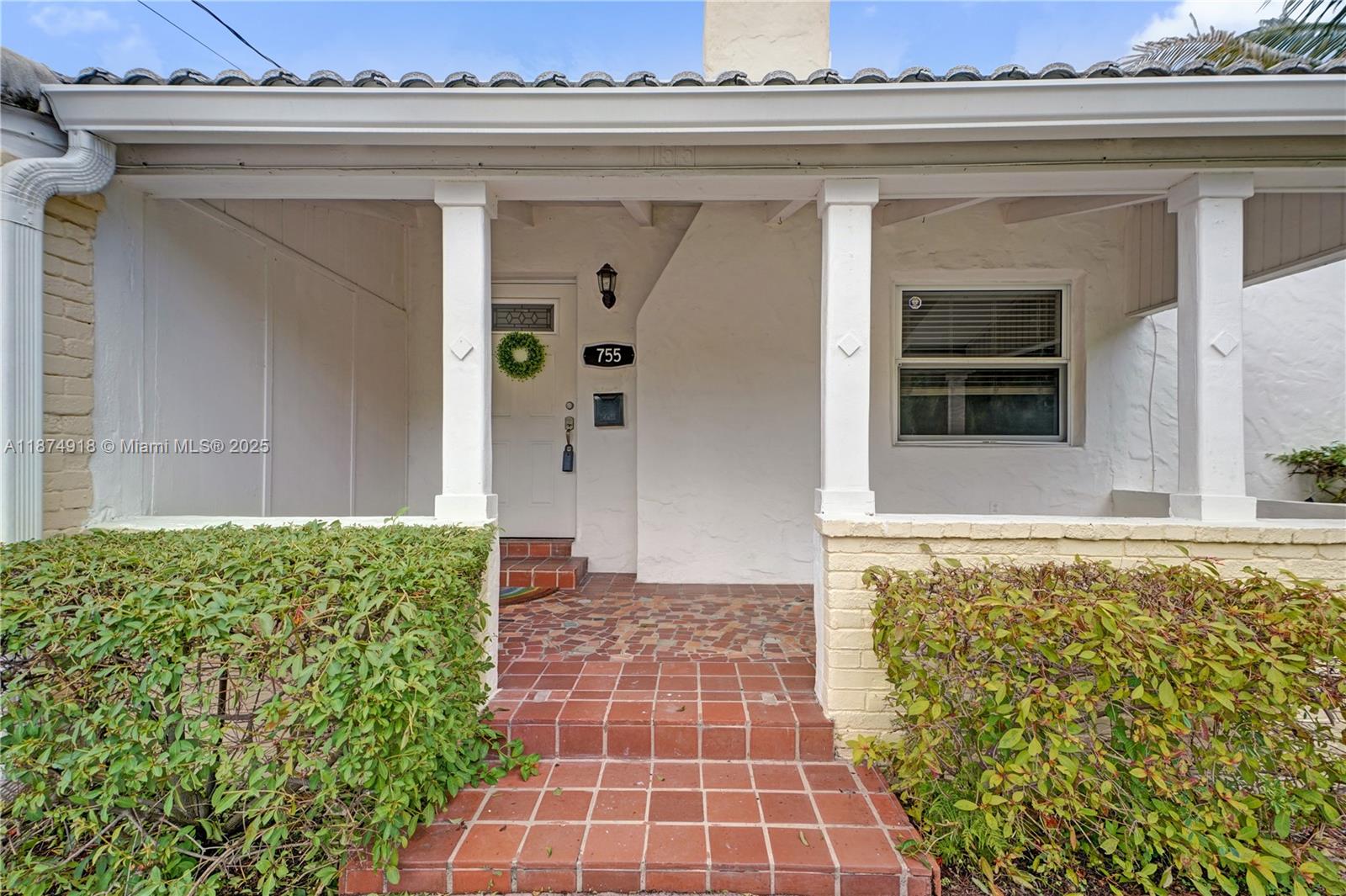 Miami, Florida, 33138, United States, 3 Bedrooms Bedrooms, ,2 BathroomsBathrooms,Residential,For Sale,1947884