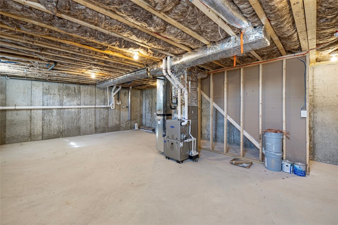 Warwick, Rhode Island, 02889, United States, 4 Bedrooms Bedrooms, ,4 BathroomsBathrooms,Residential,For Sale,2002981