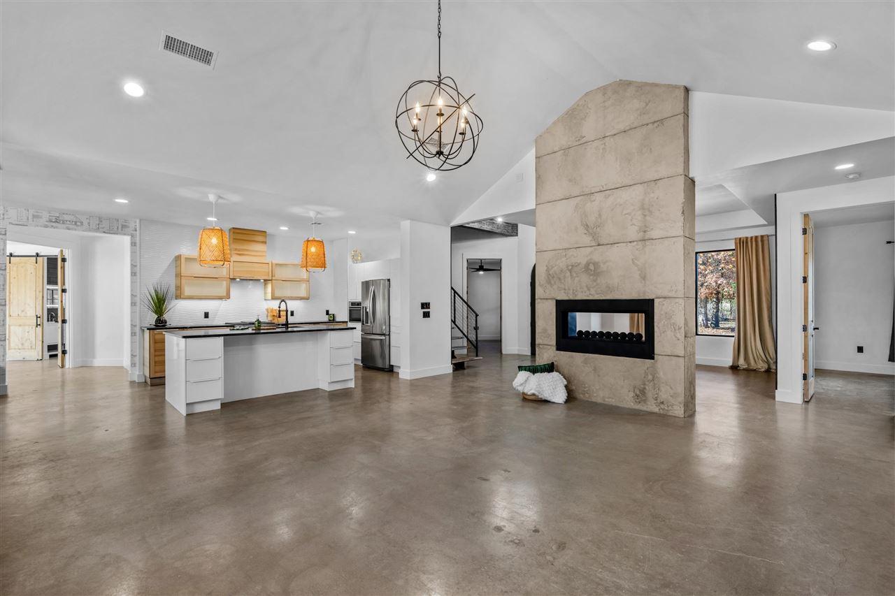 Elgin, Oklahoma, 73538, United States, 4 Bedrooms Bedrooms, ,1 BathroomBathrooms,Residential,For Sale,2000141