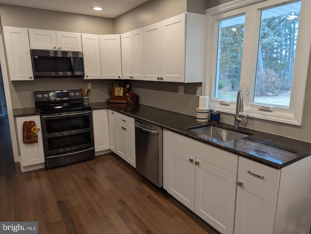 Chatsworth, New Jersey, 08019, United States, 4 Bedrooms Bedrooms, ,3 BathroomsBathrooms,Residential,For Sale,1872755