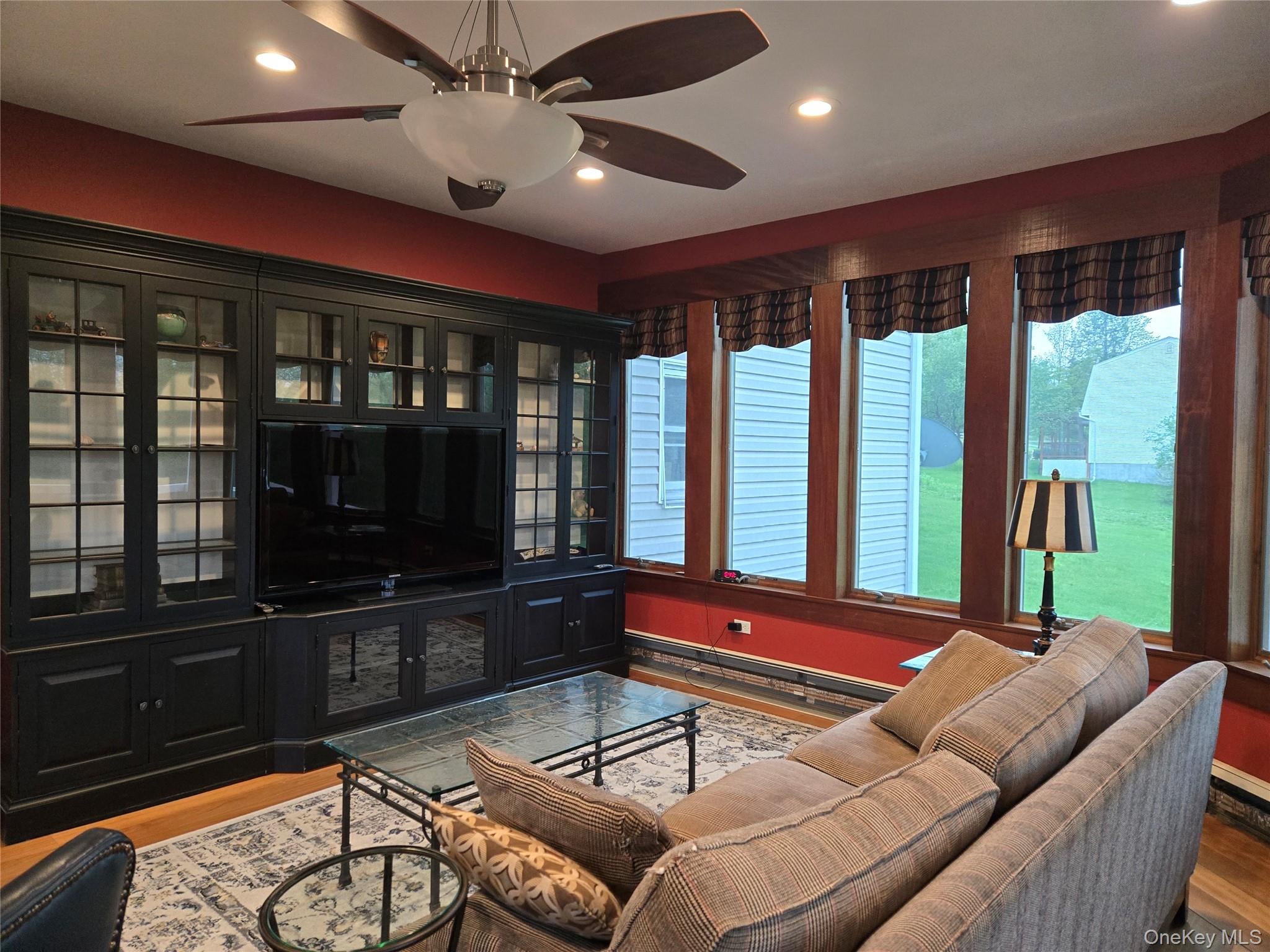 Washingtonville, New York, 10992, United States, 4 Bedrooms Bedrooms, ,4 BathroomsBathrooms,Residential,For Sale,2017576