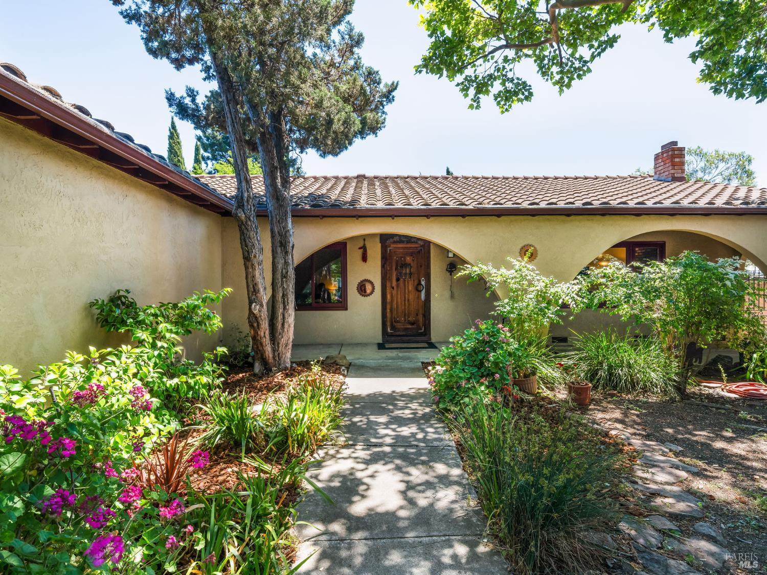 Napa, California, 94558, United States, 3 Bedrooms Bedrooms, ,2 BathroomsBathrooms,Residential,For Sale,1837872
