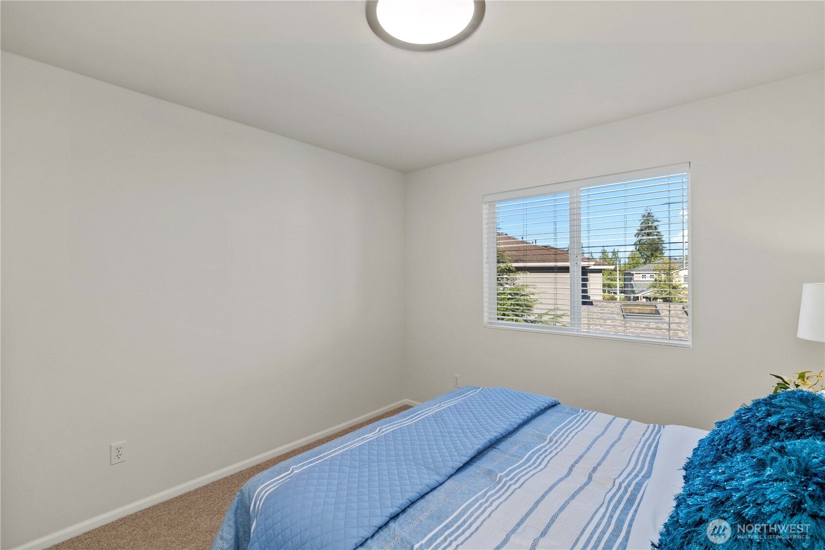 Snohomish, Washington, 98296, United States, 3 Bedrooms Bedrooms, ,3 BathroomsBathrooms,Residential,For Sale,1900545