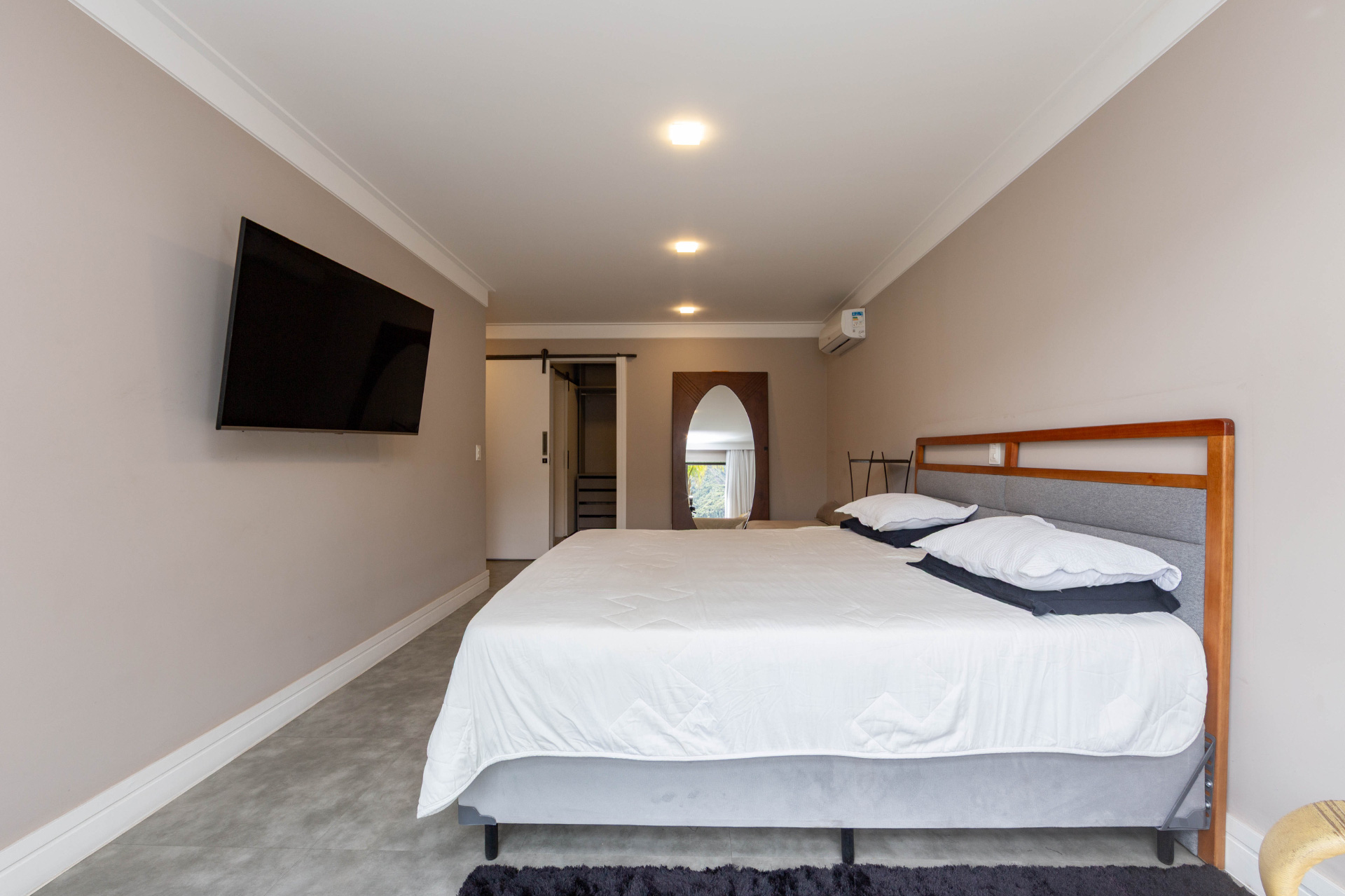  Single-story residence with four suites in a high-standard condominium - 物件實景