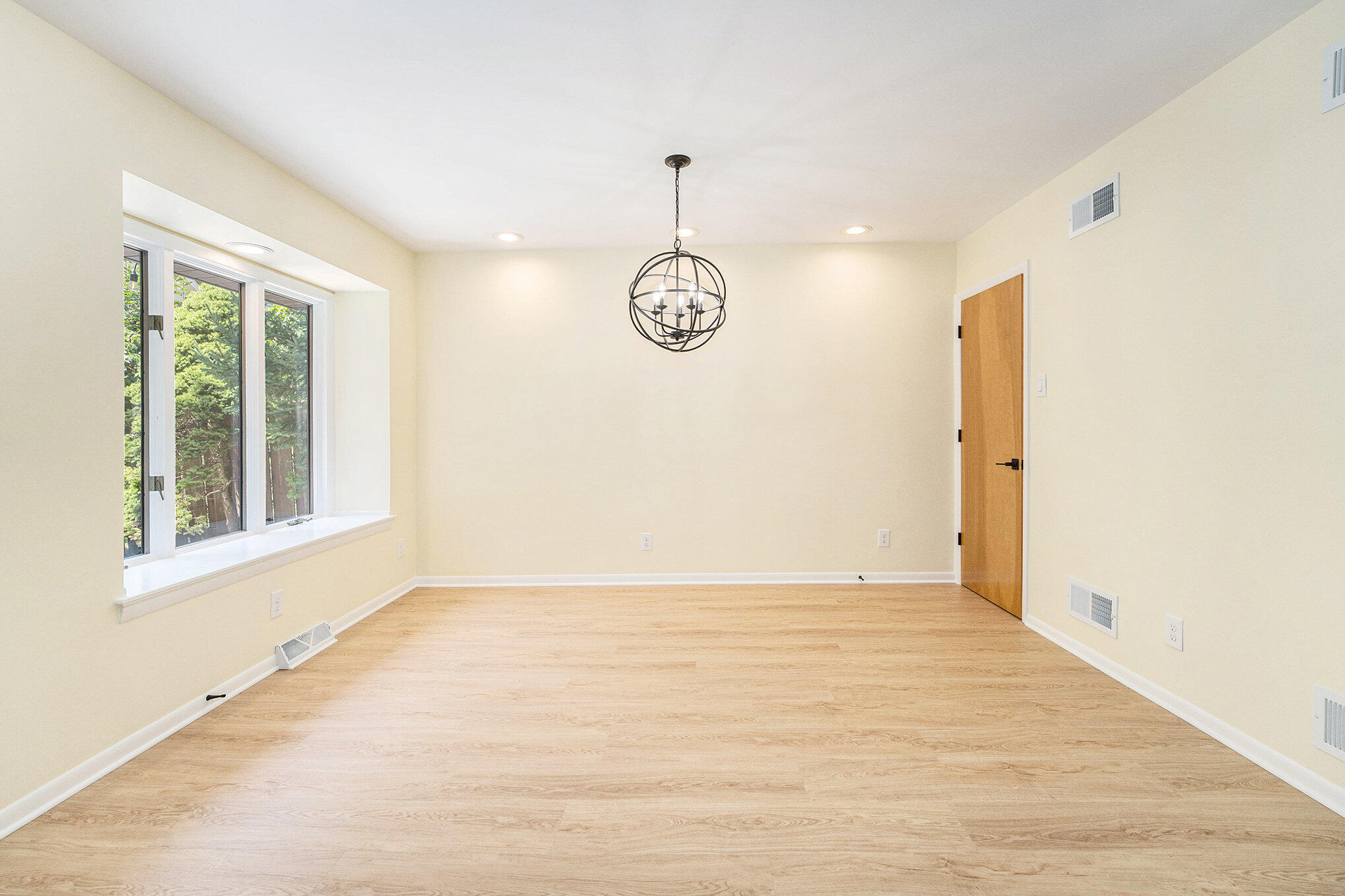 Beverly Shores, Indiana, 46301, United States, 3 Bedrooms Bedrooms, ,3 BathroomsBathrooms,Residential,For Sale,1919424