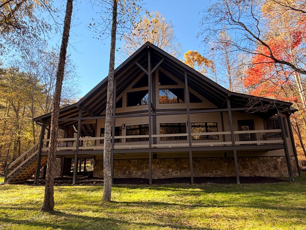 Mineral Bluff, Georgia, 30559, United States, 4 Bedrooms Bedrooms, ,5 BathroomsBathrooms,Residential,For Sale,1986837