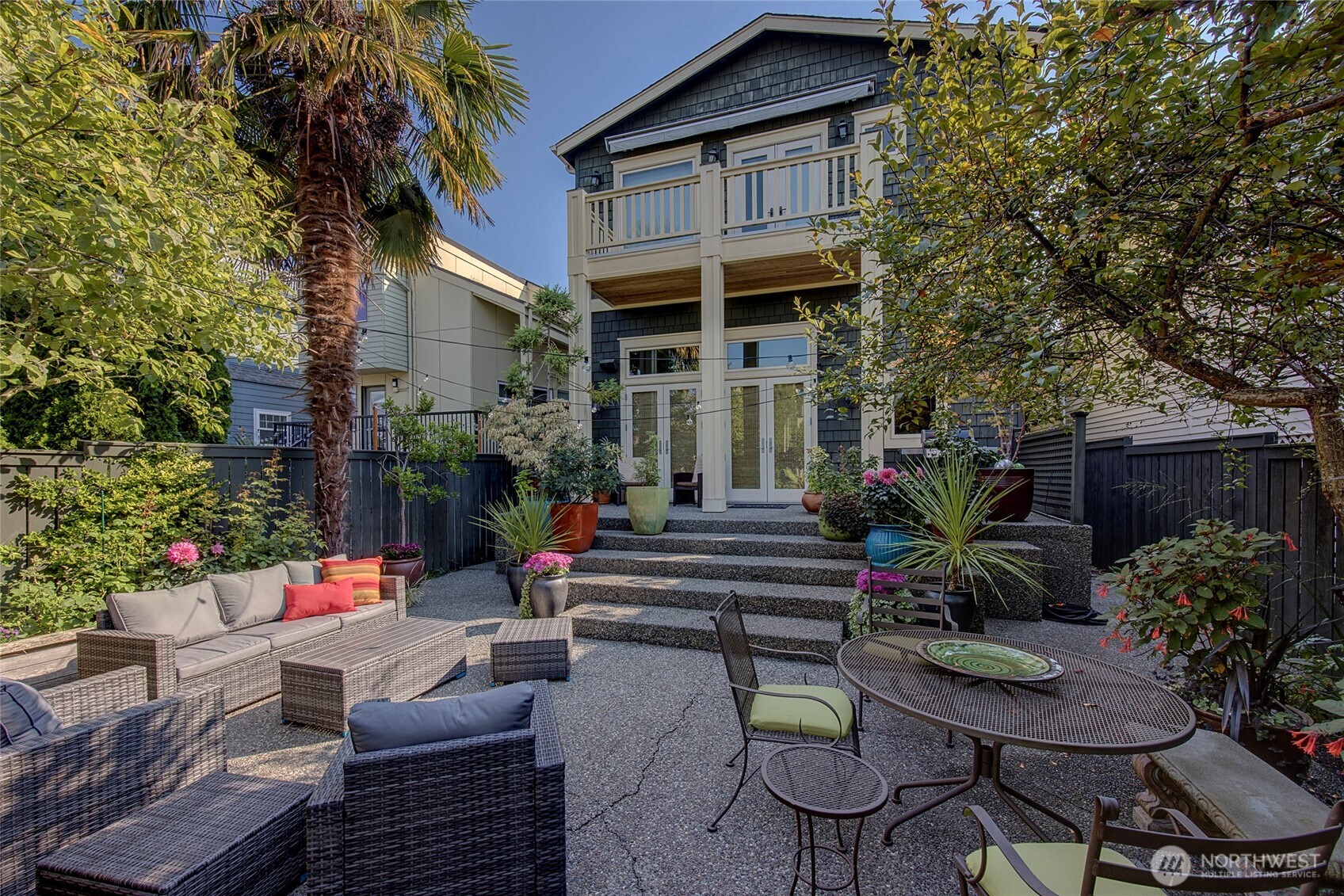 Seattle, Washington, 98112, United States, 5 Bedrooms Bedrooms, ,1 BathroomBathrooms,Residential,For Sale,1876095