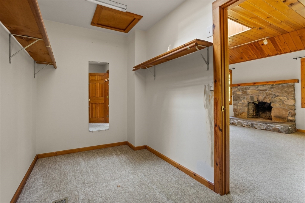 Sudbury, Massachusetts, 01776, United States, 4 Bedrooms Bedrooms, ,3 BathroomsBathrooms,Residential,For Sale,1940388