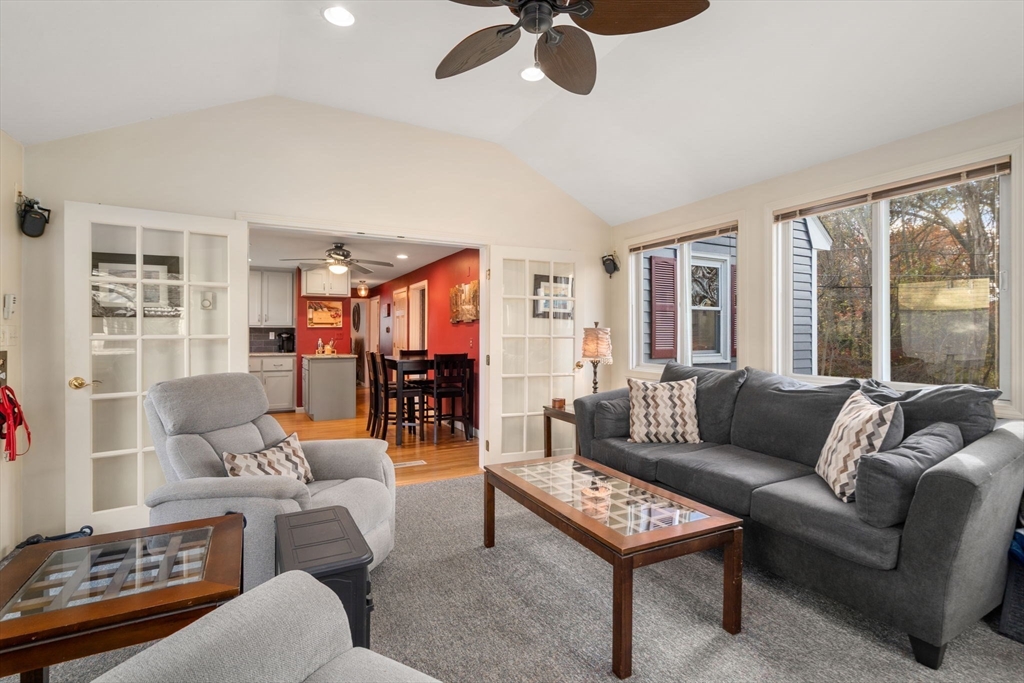 Lowell, Massachusetts, 01851, United States, 4 Bedrooms Bedrooms, ,2 BathroomsBathrooms,Residential,For Sale,1987726