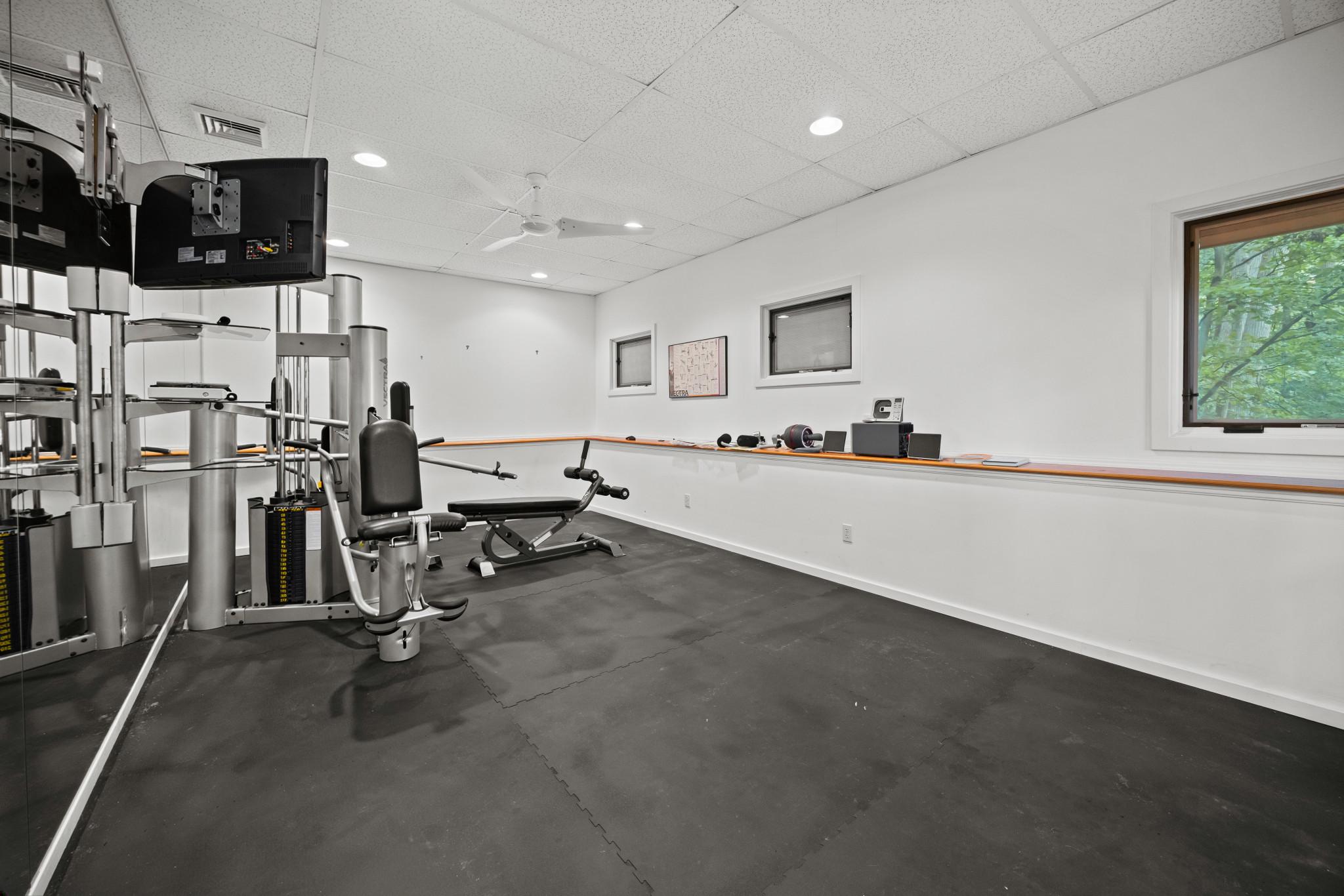  1304 Saint Pauls Way, Crownsville, MD, 21032 - 物件實景