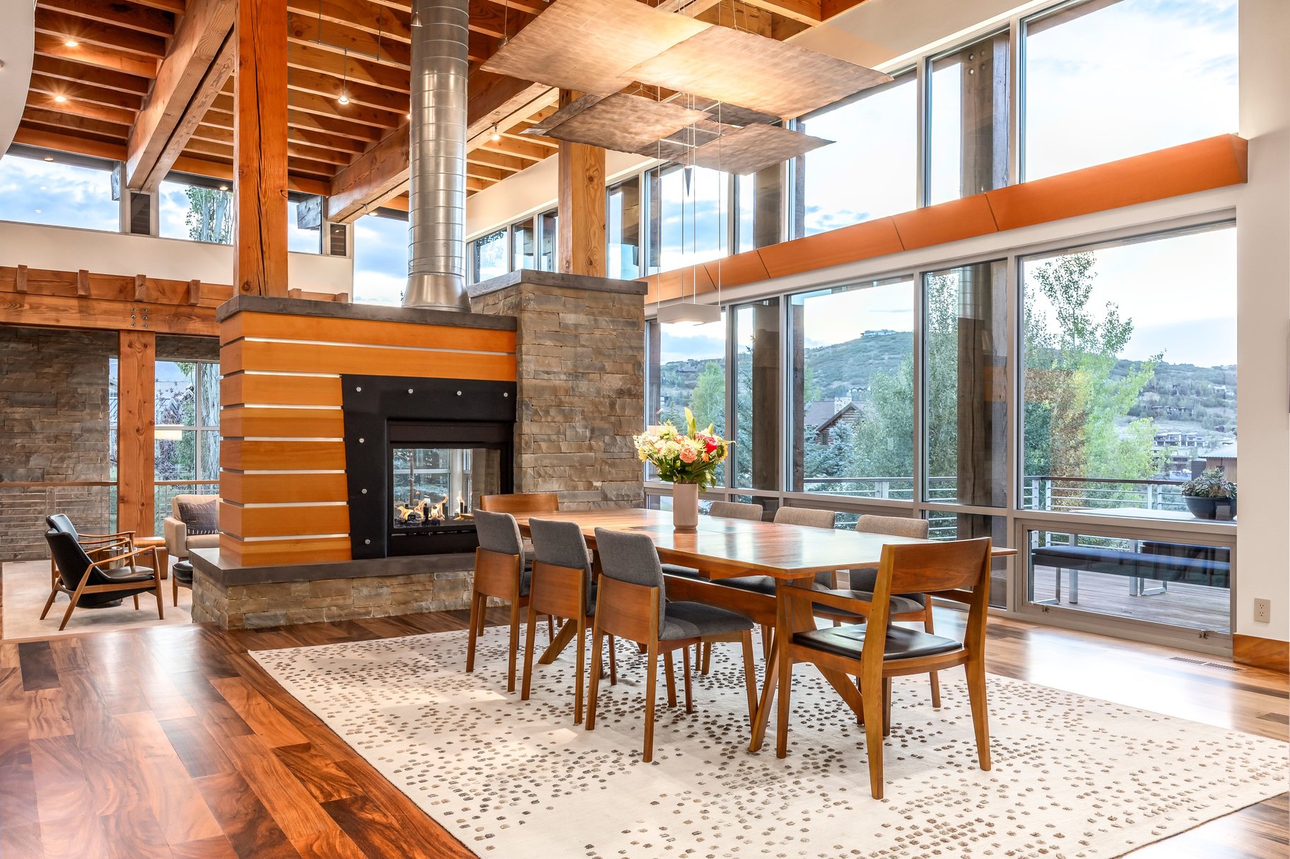  Private Park City Home with Views, Two Offices, and Six-Car Garage - 物件實景