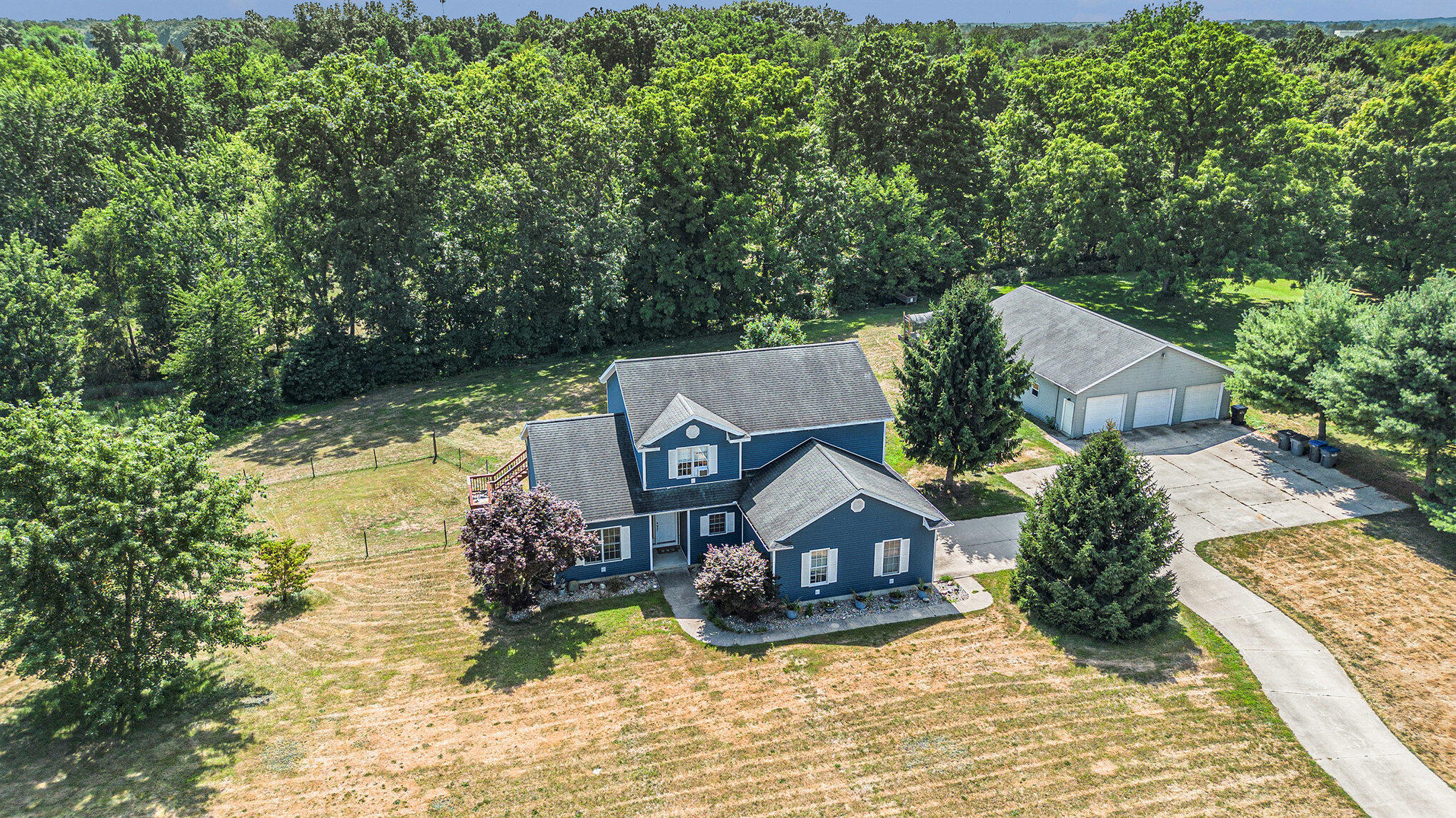 Edwardsburg, Michigan, 49112, United States, 6 Bedrooms Bedrooms, ,4 BathroomsBathrooms,Residential,For Sale,1940260