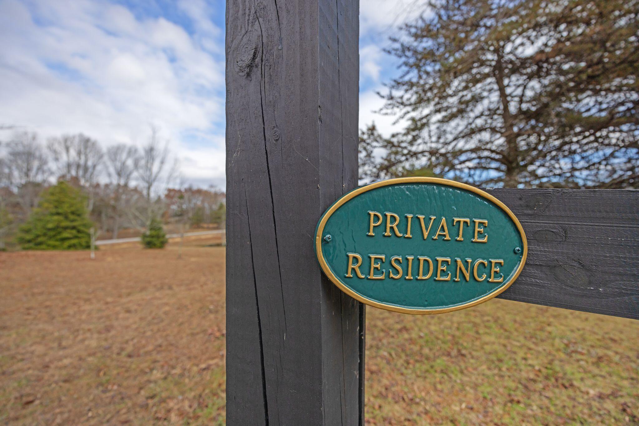 Rising Fawn, Georgia, 30738, United States, 2 Bedrooms Bedrooms, ,2 BathroomsBathrooms,Residential,For Sale,1995389