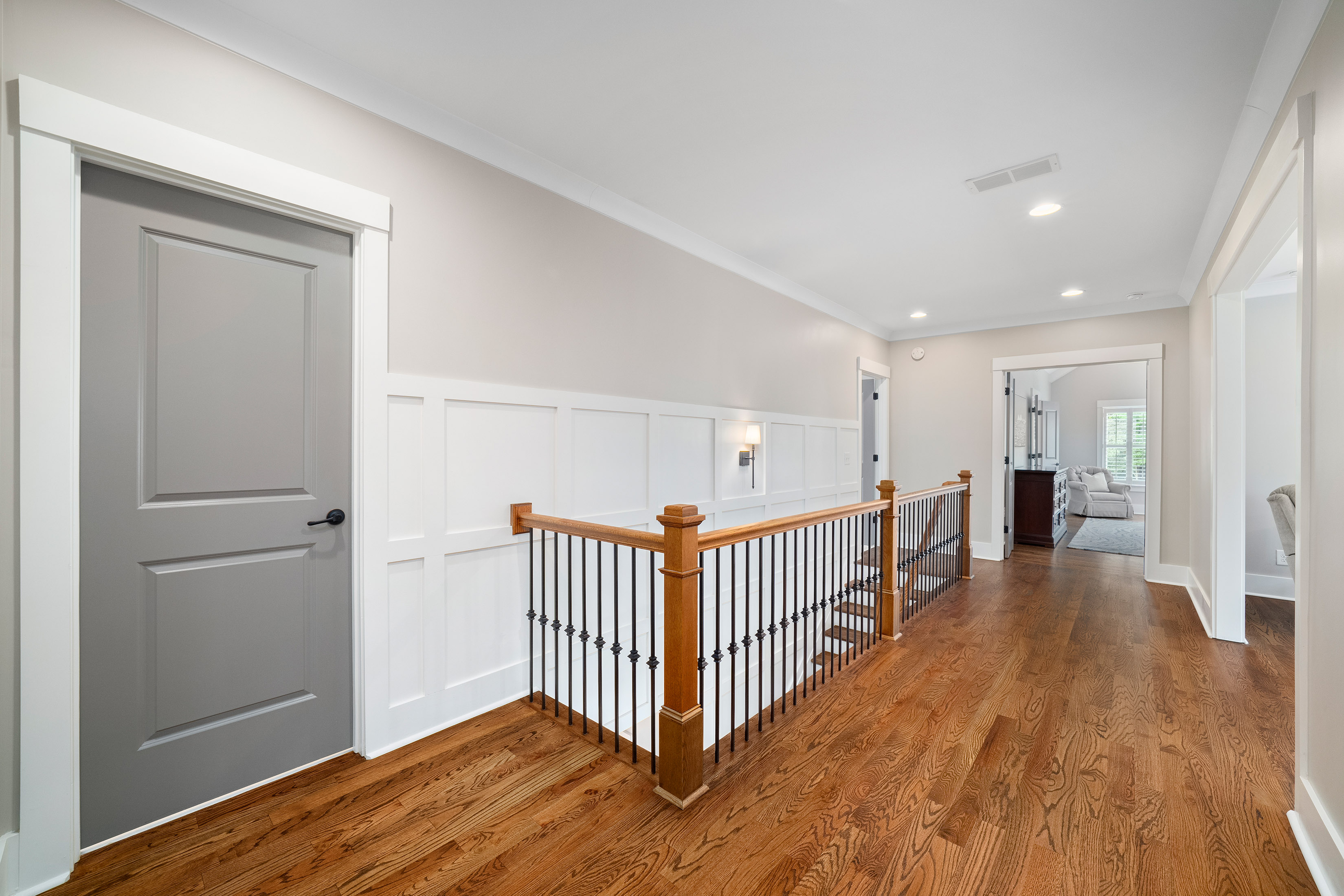  Stunning Modern Farmhouse with Luxury Finishes, Unbeatable Location, and No HOA - 物件實景