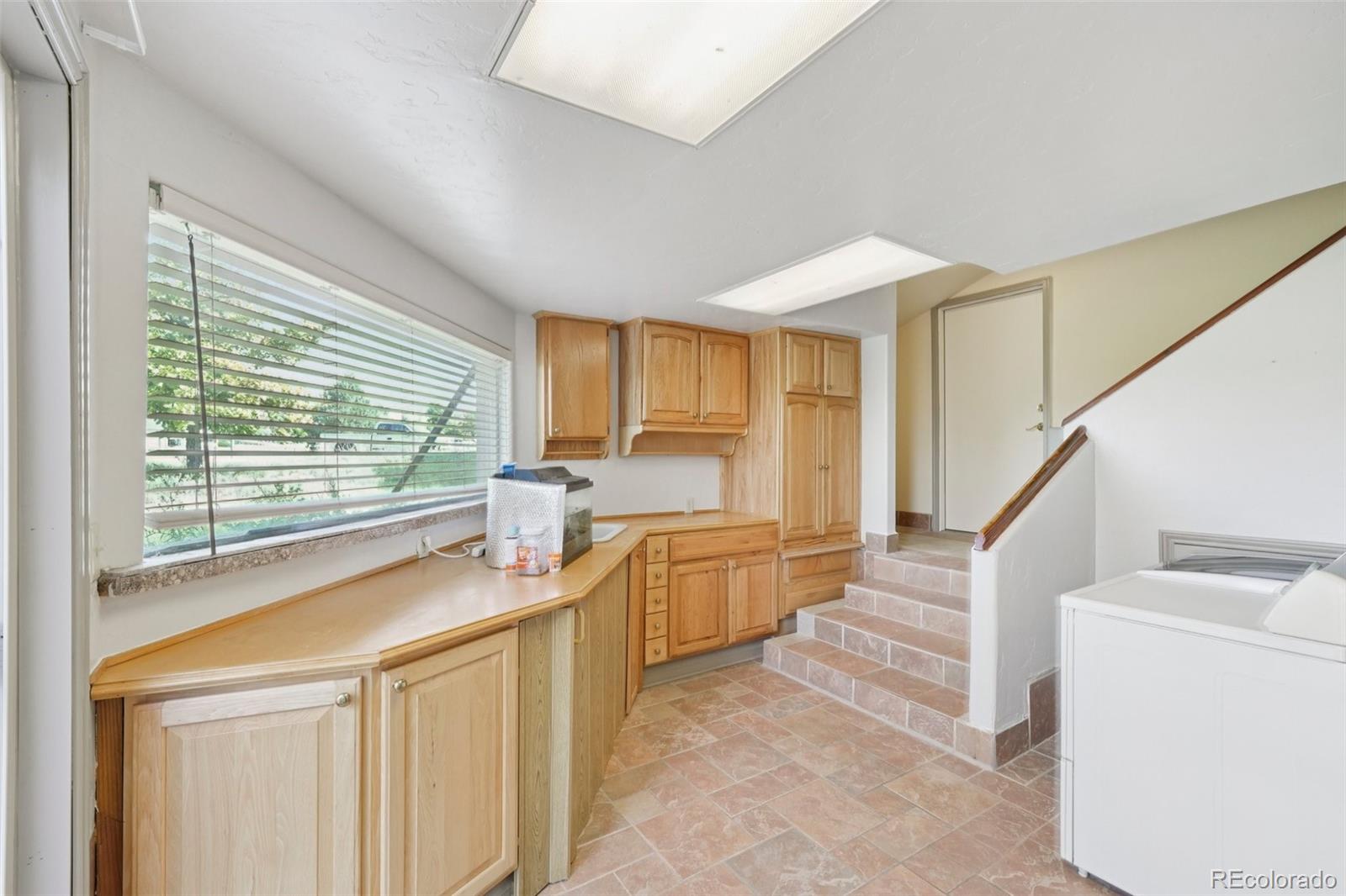 Aurora, Colorado, 80018, United States, 3 Bedrooms Bedrooms, ,4 BathroomsBathrooms,Residential,For Sale,1982686