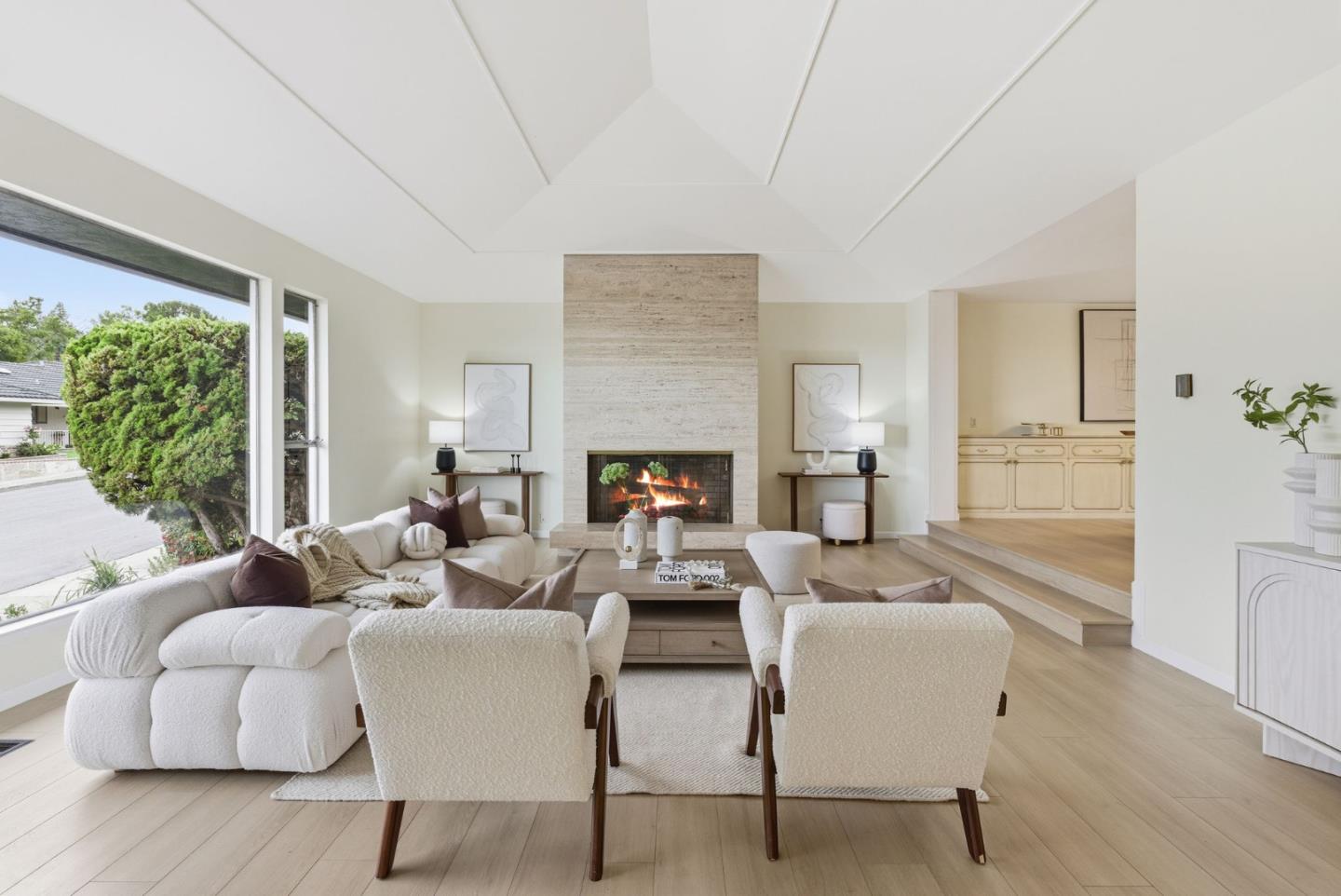 Millbrae, California, 94030, United States, 4 Bedrooms Bedrooms, ,3 BathroomsBathrooms,Residential,For Sale,1989349