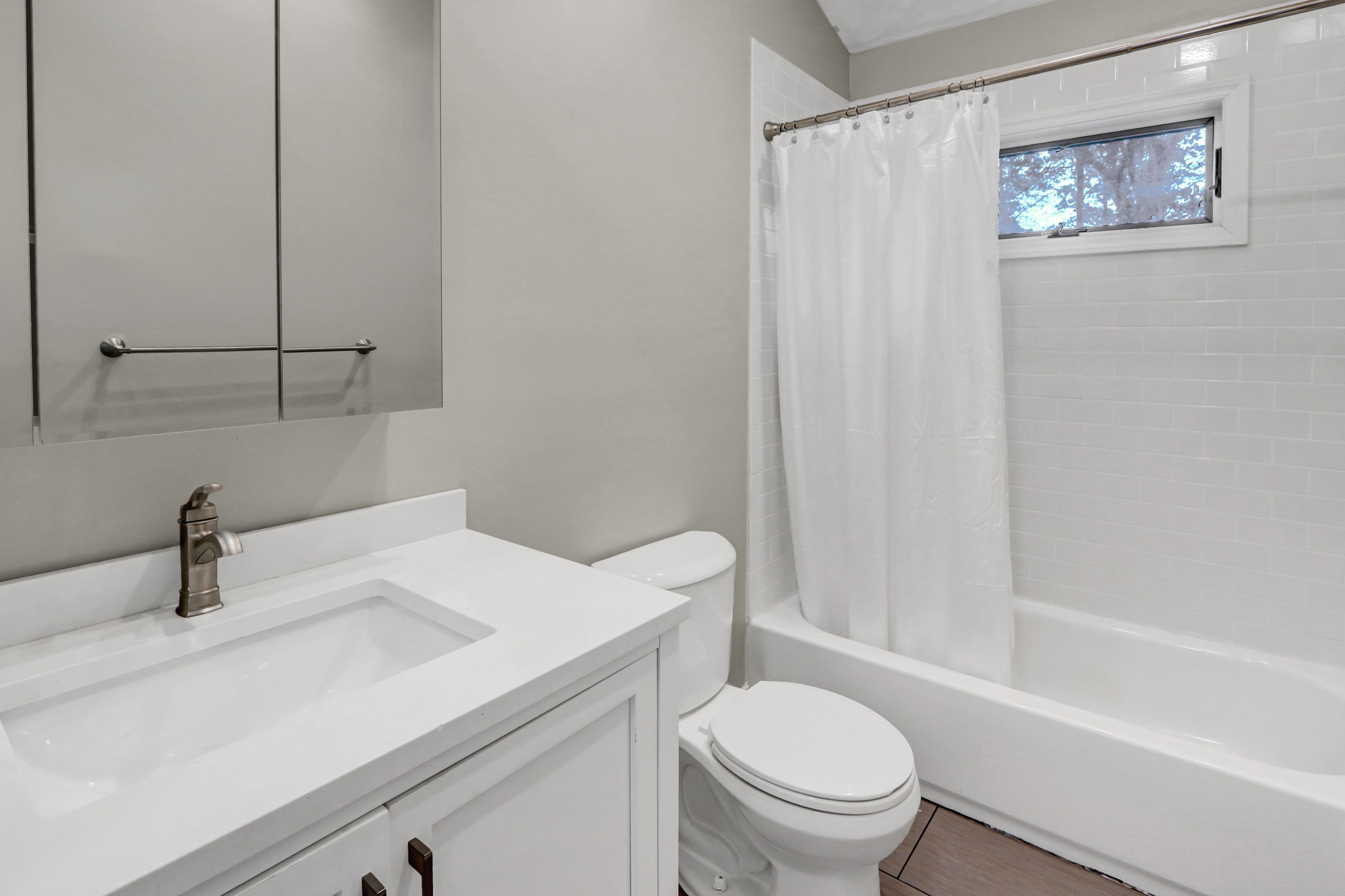 Brookhaven, New York, 11719, United States, 3 Bedrooms Bedrooms, ,2 BathroomsBathrooms,Residential,For Sale,1924488