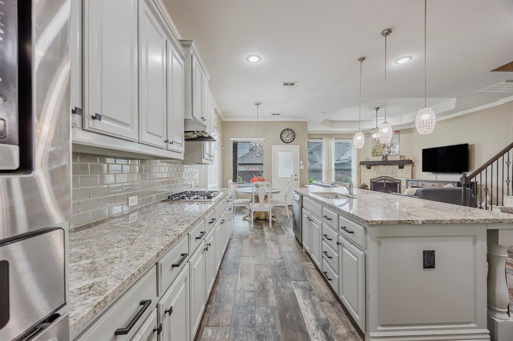 Fort Worth, Texas, 76244, United States, 4 Bedrooms Bedrooms, ,4 BathroomsBathrooms,Residential,For Sale,1860641