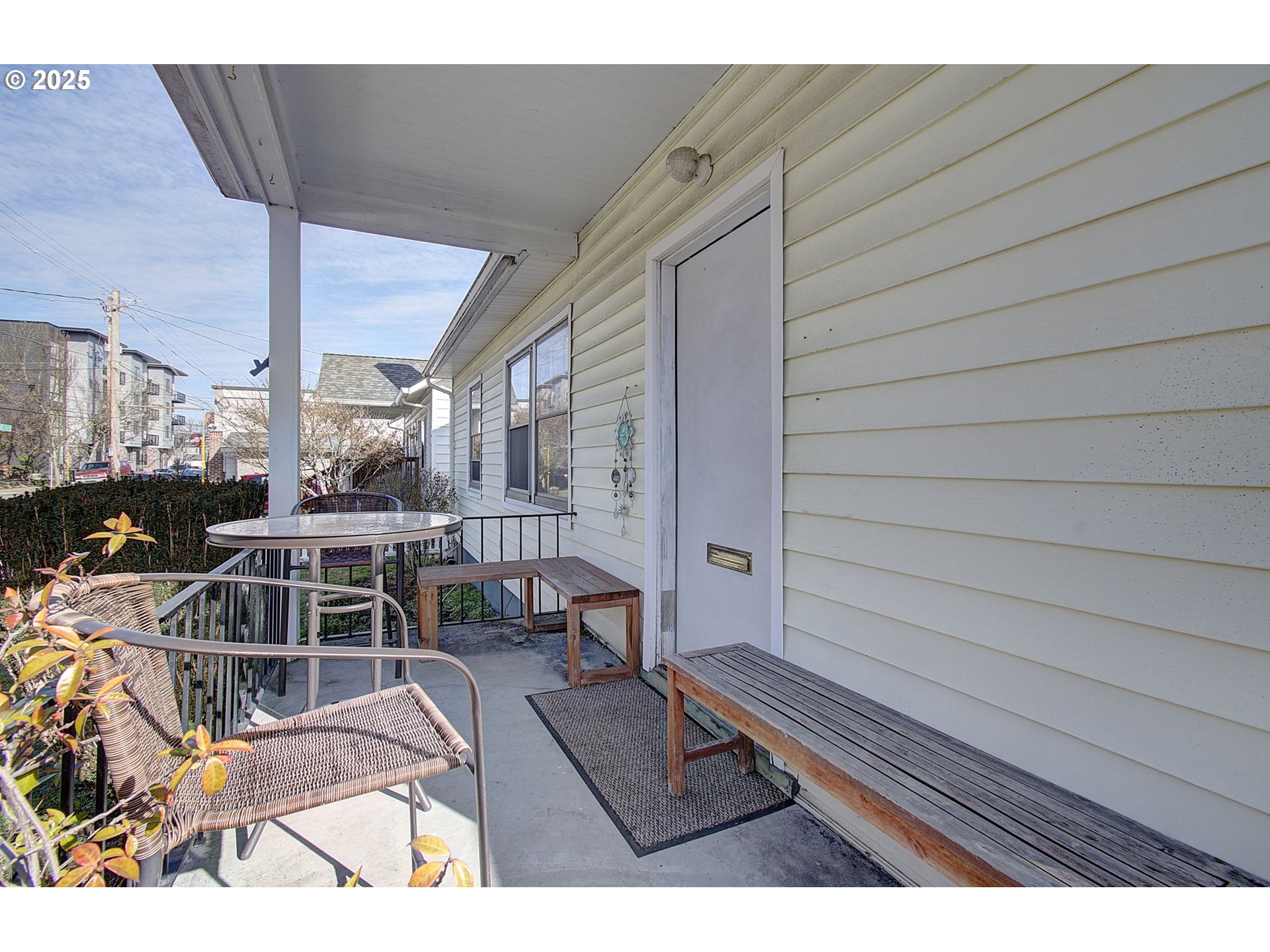 Portland, Oregon, 97202, United States, 3 Bedrooms Bedrooms, ,1 BathroomBathrooms,Residential,For Sale,1721248