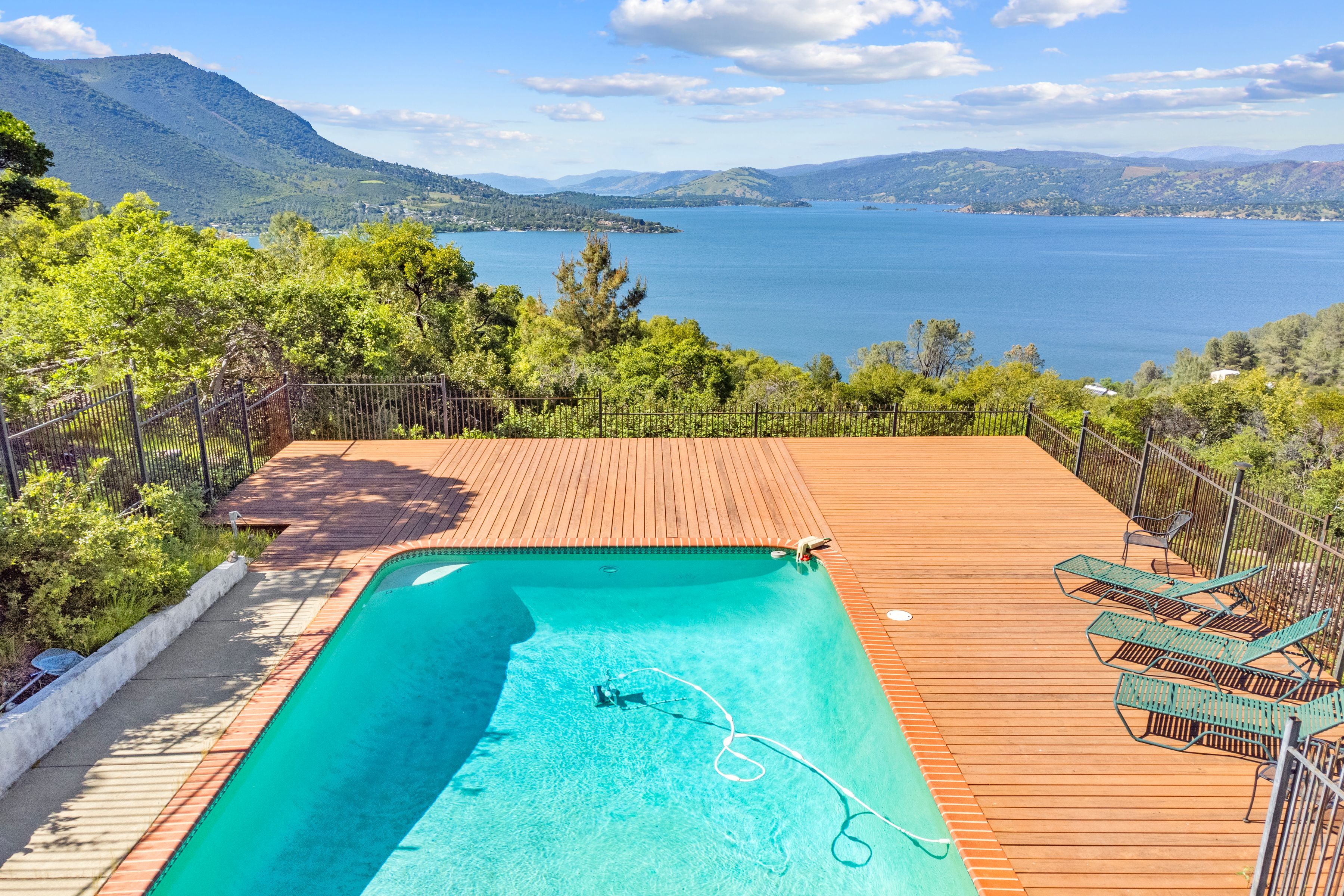  4805 Hawaina Way - 物件實景