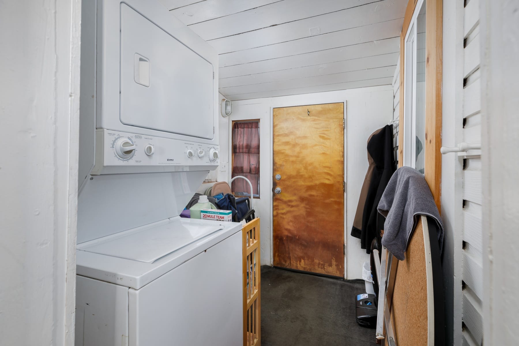  35 NW DOLPHIN ST Newport, OR 97365 - 物件實景