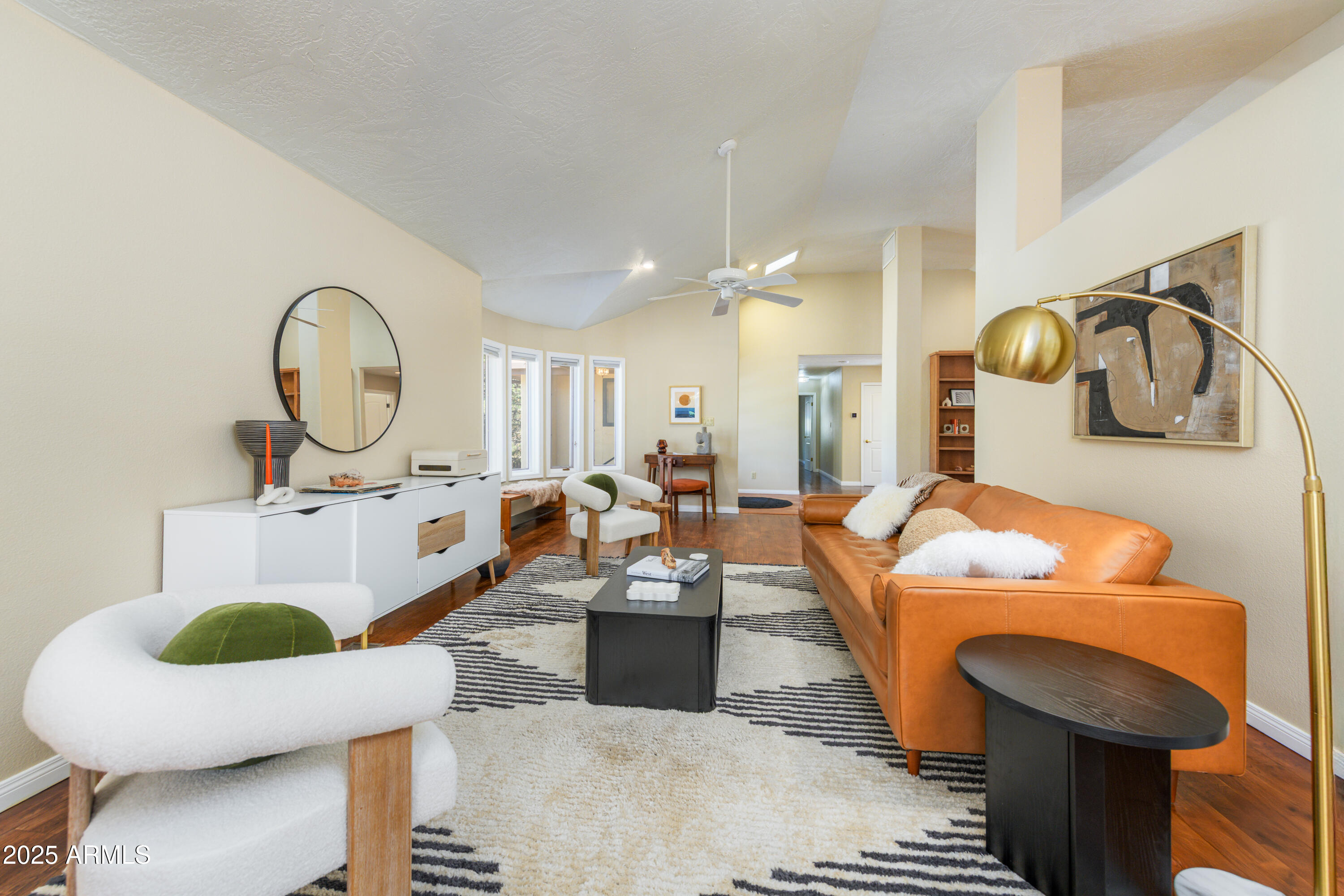 Sedona, Arizona, 86351, United States, 3 Bedrooms Bedrooms, ,4 BathroomsBathrooms,Residential,For Sale,2003507