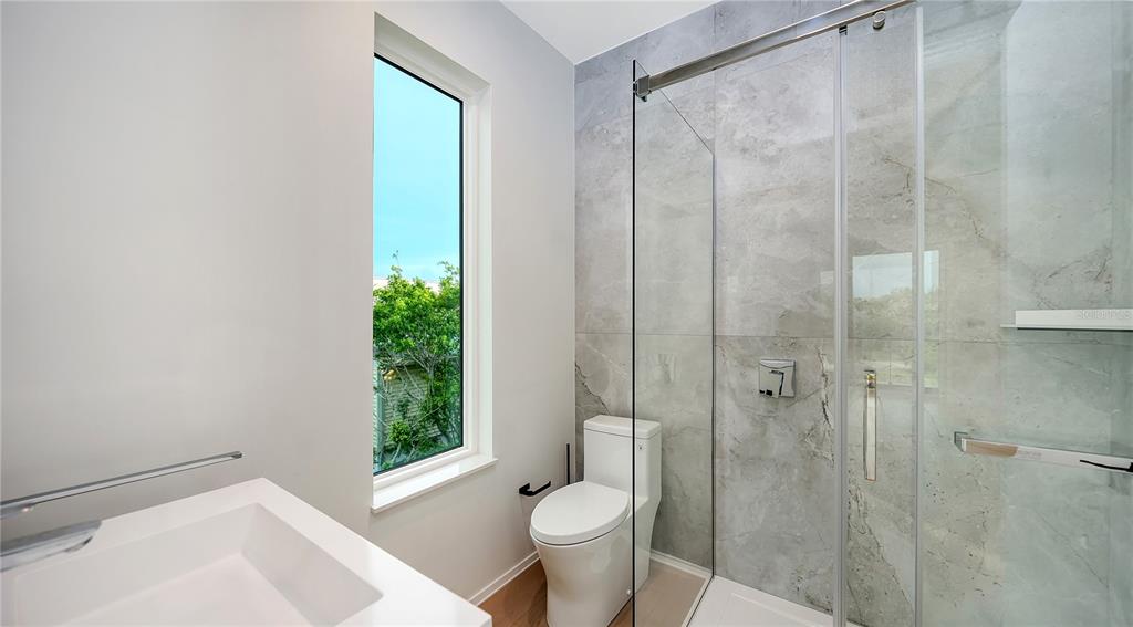 Longboat Key, Florida, 34228, United States, 5 Bedrooms Bedrooms, ,5 BathroomsBathrooms,Residential,For Sale,1766369