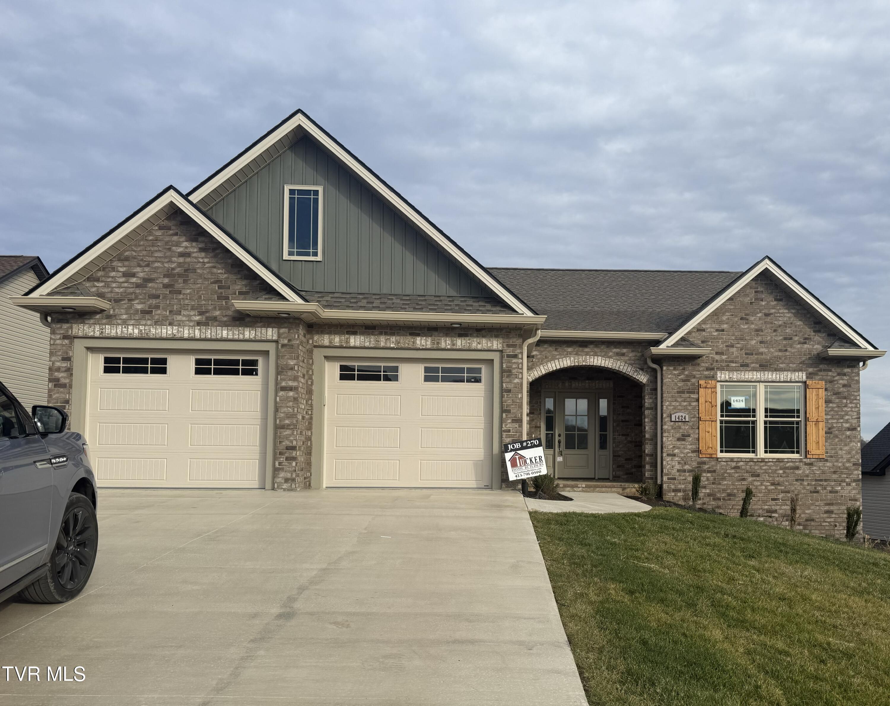 Jonesborough, Tennessee, 37659, United States, 4 Bedrooms Bedrooms, ,3 BathroomsBathrooms,Residential,For Sale,2008783