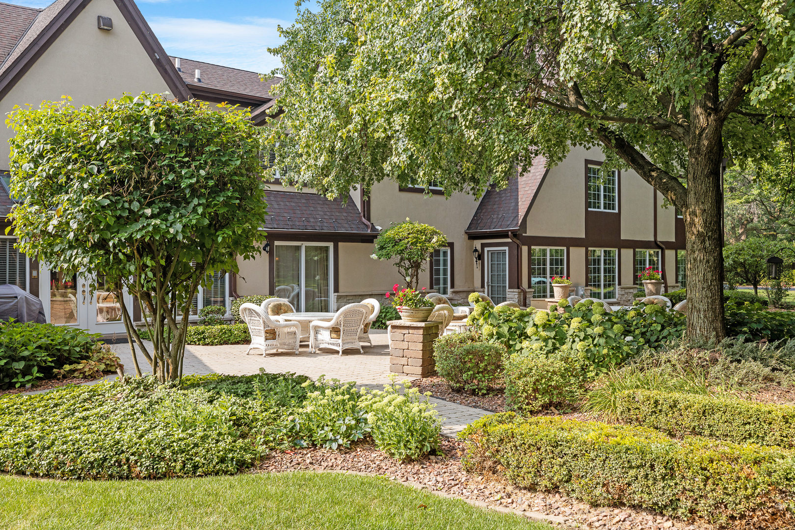 Homer Glen, Illinois, 60491, United States, 4 Bedrooms Bedrooms, ,5 BathroomsBathrooms,Residential,For Sale,1940252