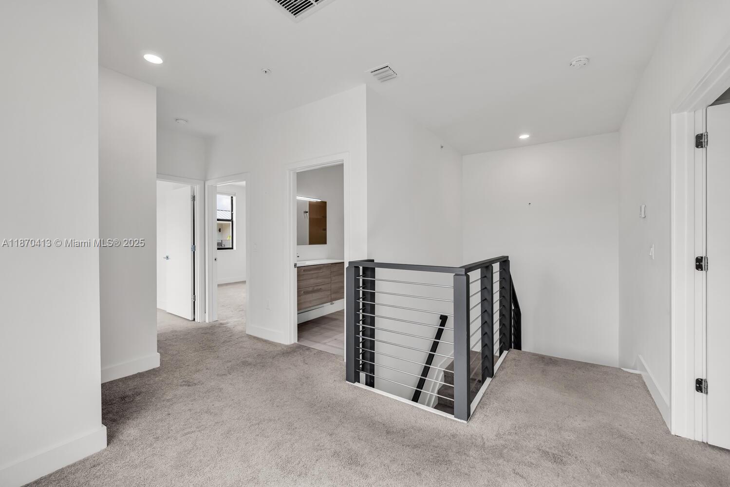 Plantation, Florida, 33317, United States, 3 Bedrooms Bedrooms, ,3 BathroomsBathrooms,Residential,For Sale,1934243