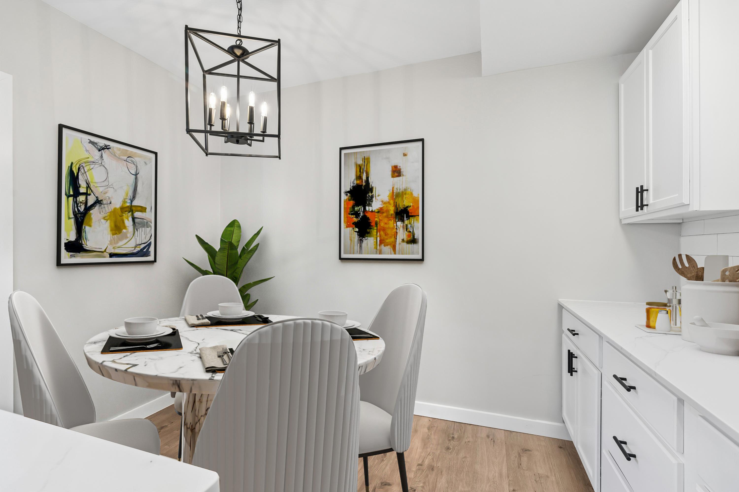  Katy Trail Condo Fully Remodeled with Private Turf Patio - 物件實景