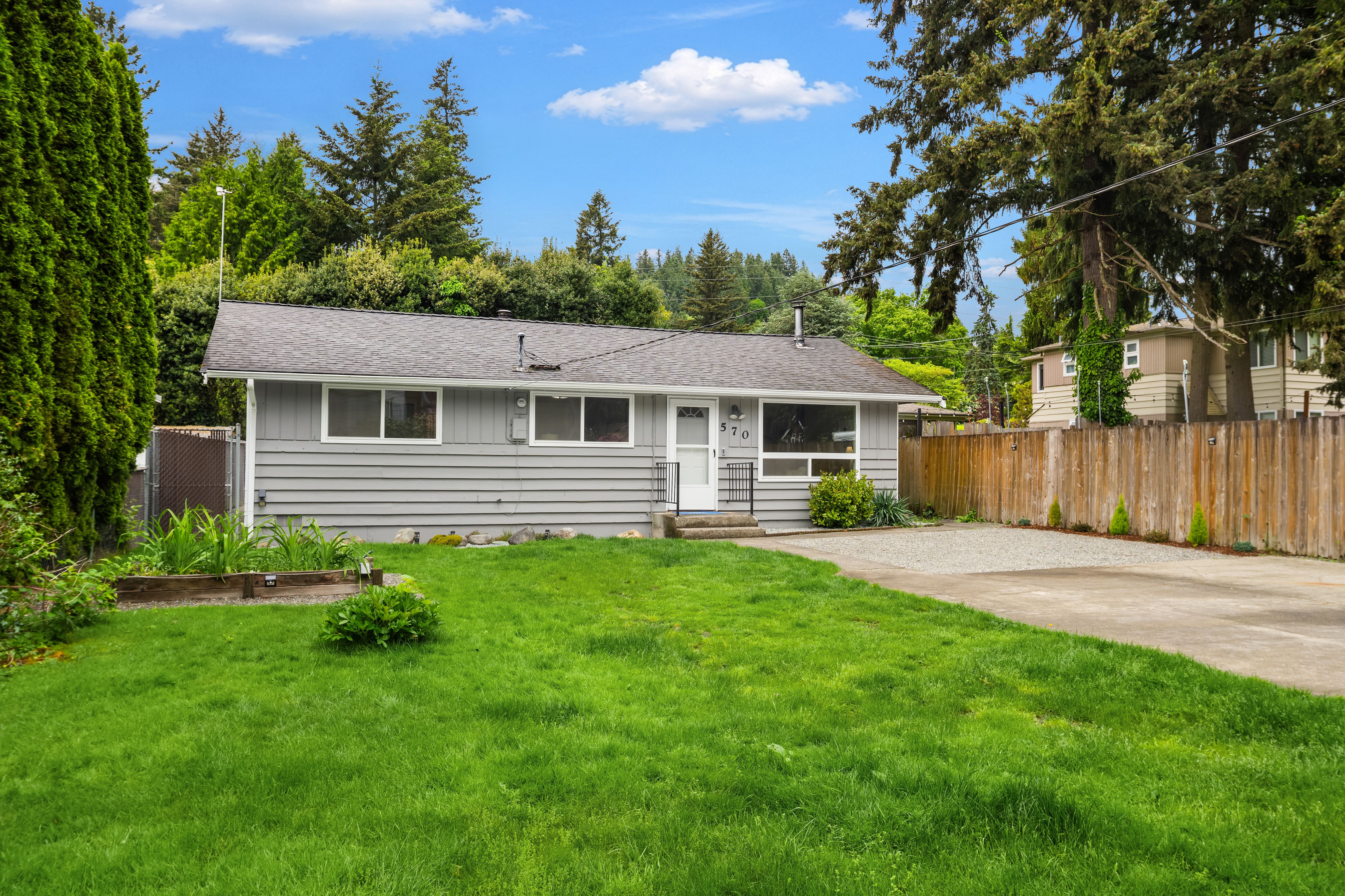  570 SE Andrews St, Issaquah, WA 98027 - 物件實景