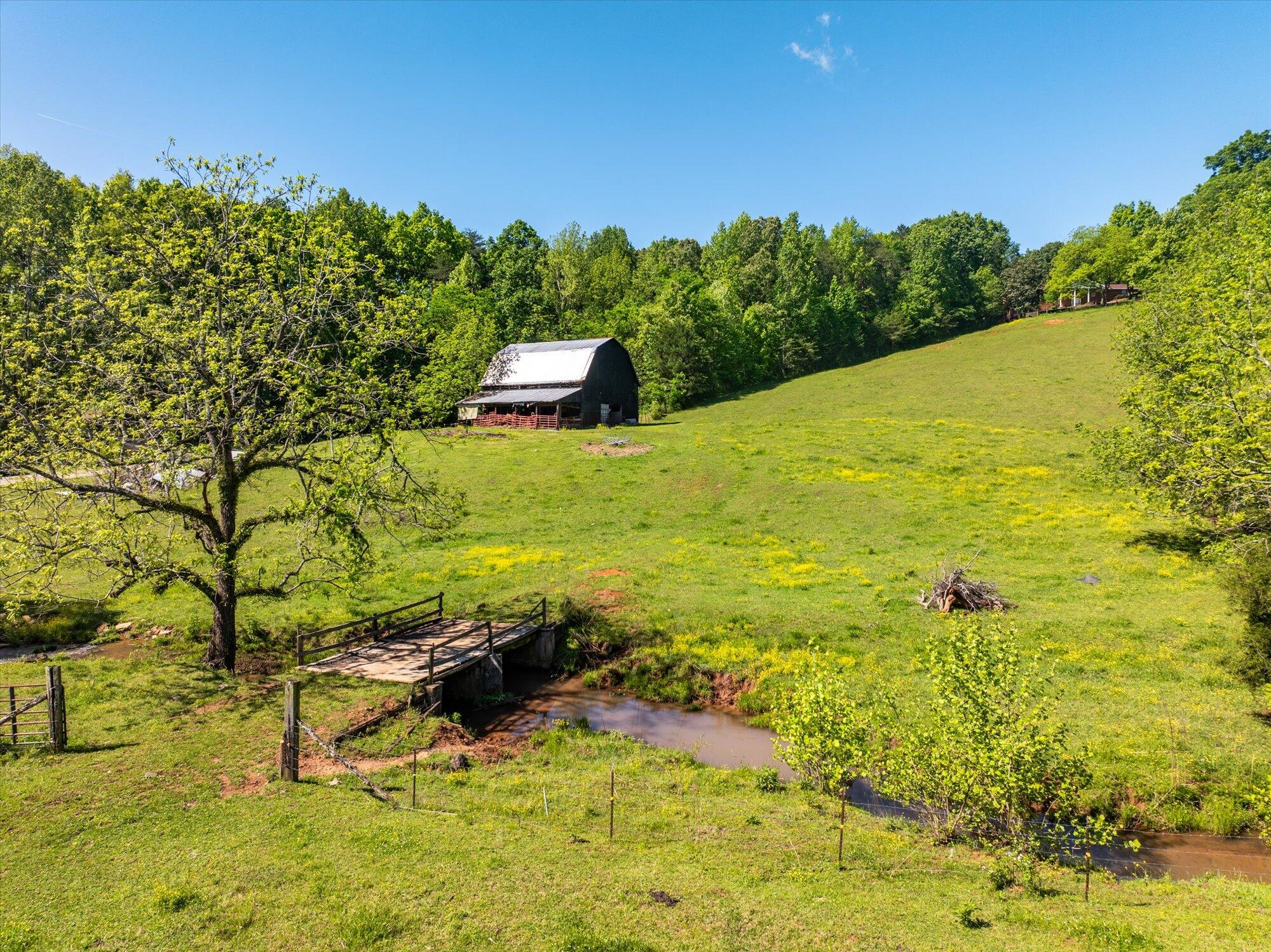 Athens, Tennessee, 37303, United States, 4 Bedrooms Bedrooms, ,3 BathroomsBathrooms,Residential,For Sale,1983022