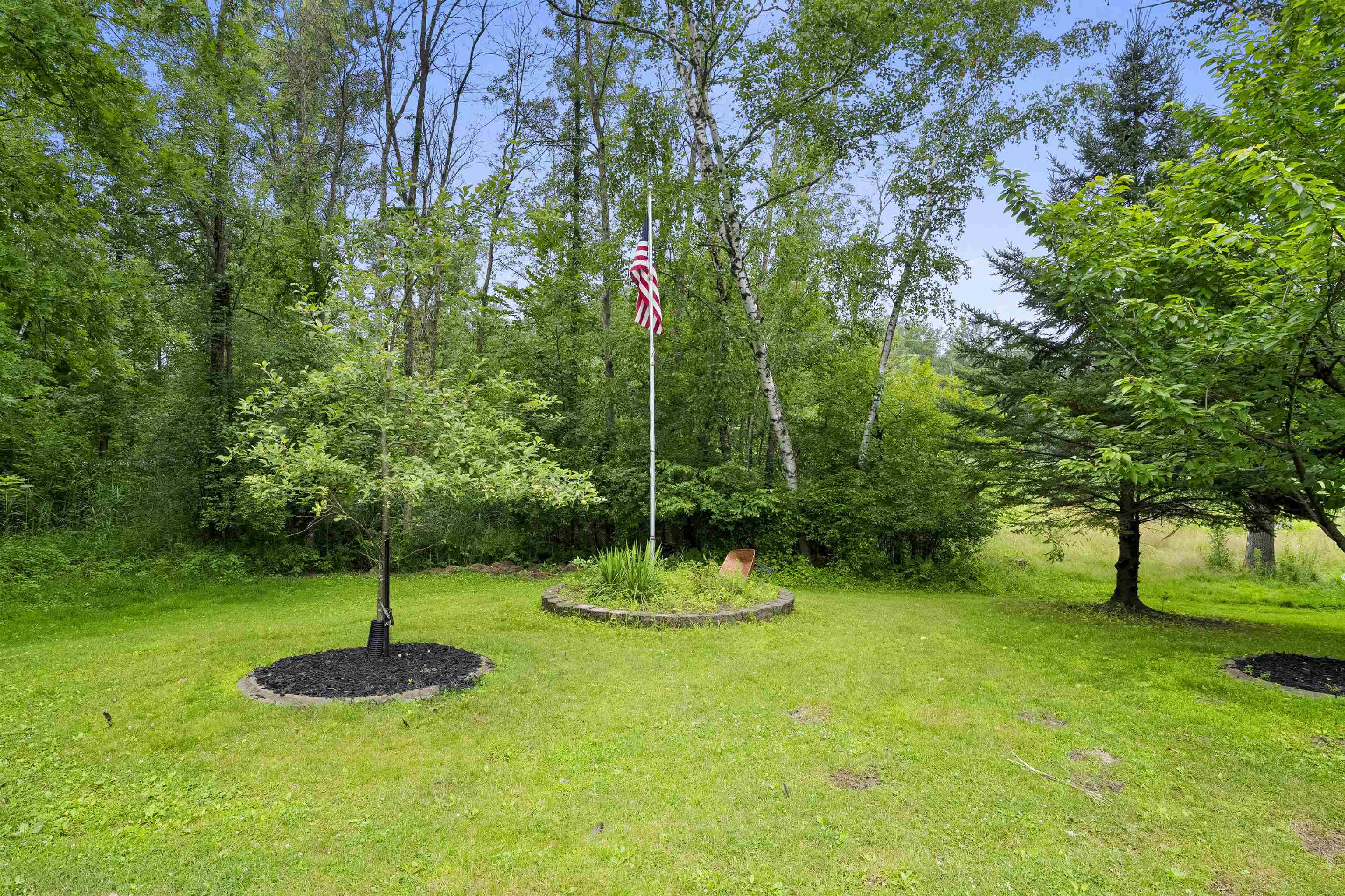 SUAMICO, Wisconsin, 54173, United States, 3 Bedrooms Bedrooms, ,4 BathroomsBathrooms,Residential,For Sale,1911099