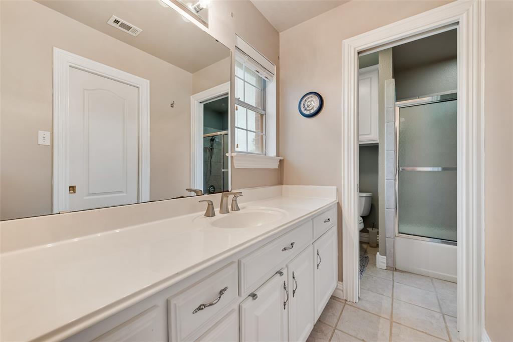 Van Alstyne, Texas, 75495, United States, 3 Bedrooms Bedrooms, ,3 BathroomsBathrooms,Residential,For Sale,1847949