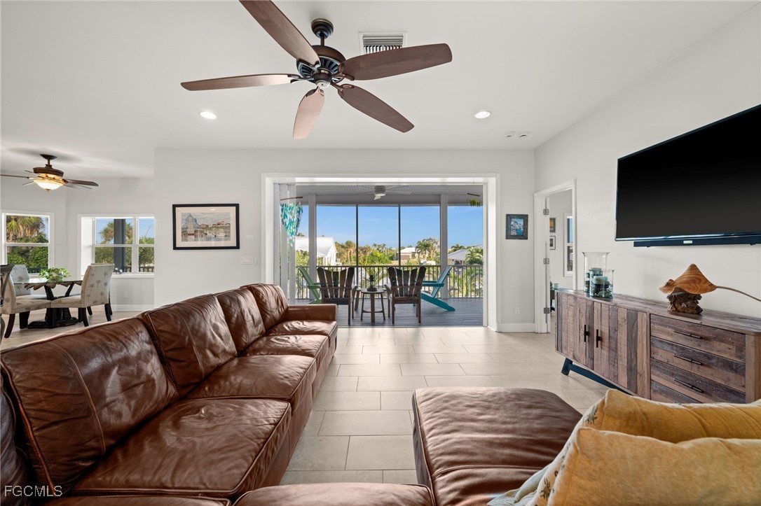 St James City, Florida, 33956, United States, 3 Bedrooms Bedrooms, ,3 BathroomsBathrooms,Residential,For Sale,1998711