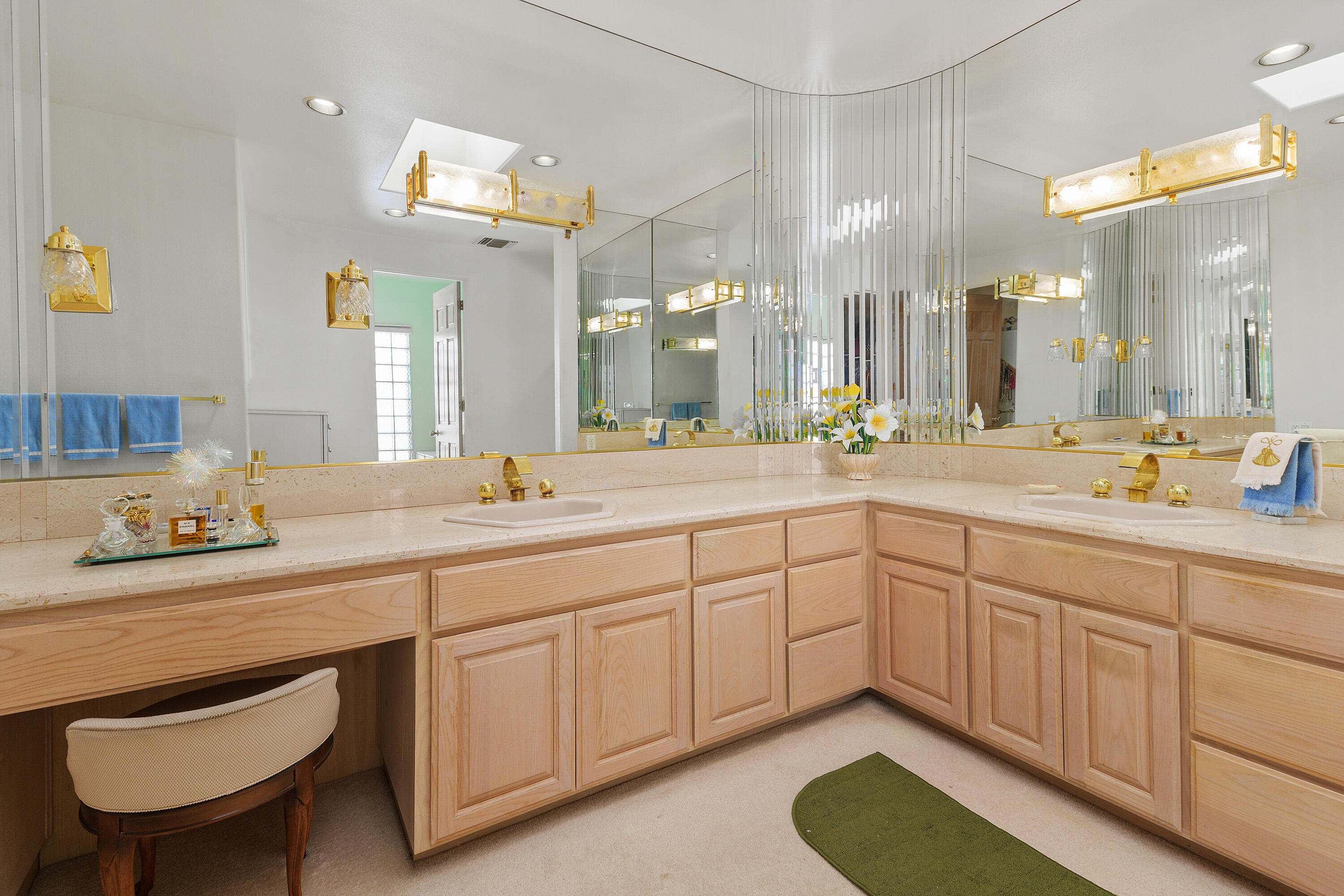 Palm Desert, California, 92211, United States, 4 Bedrooms Bedrooms, ,5 BathroomsBathrooms,Residential,For Sale,1857873