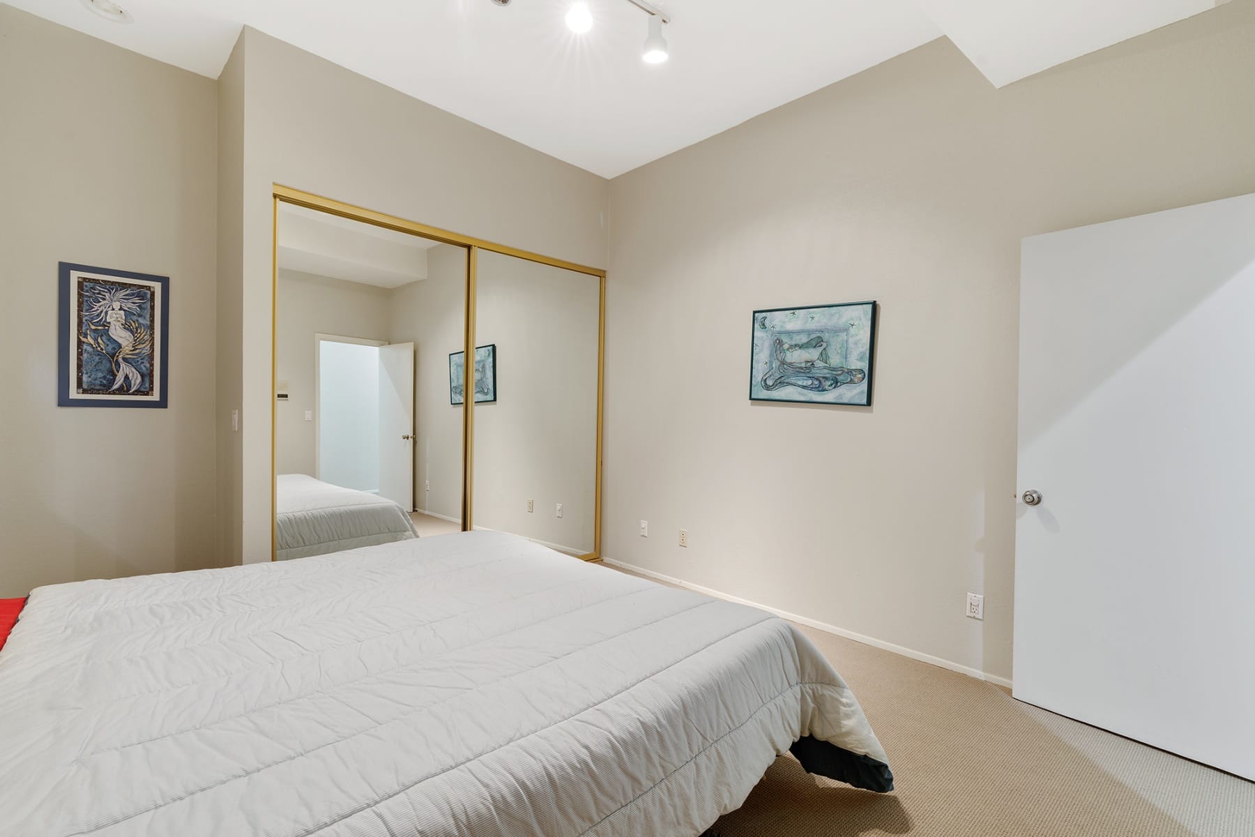  2206 SW HOFFMAN AVE Portland, OR 97201 - 物件實景