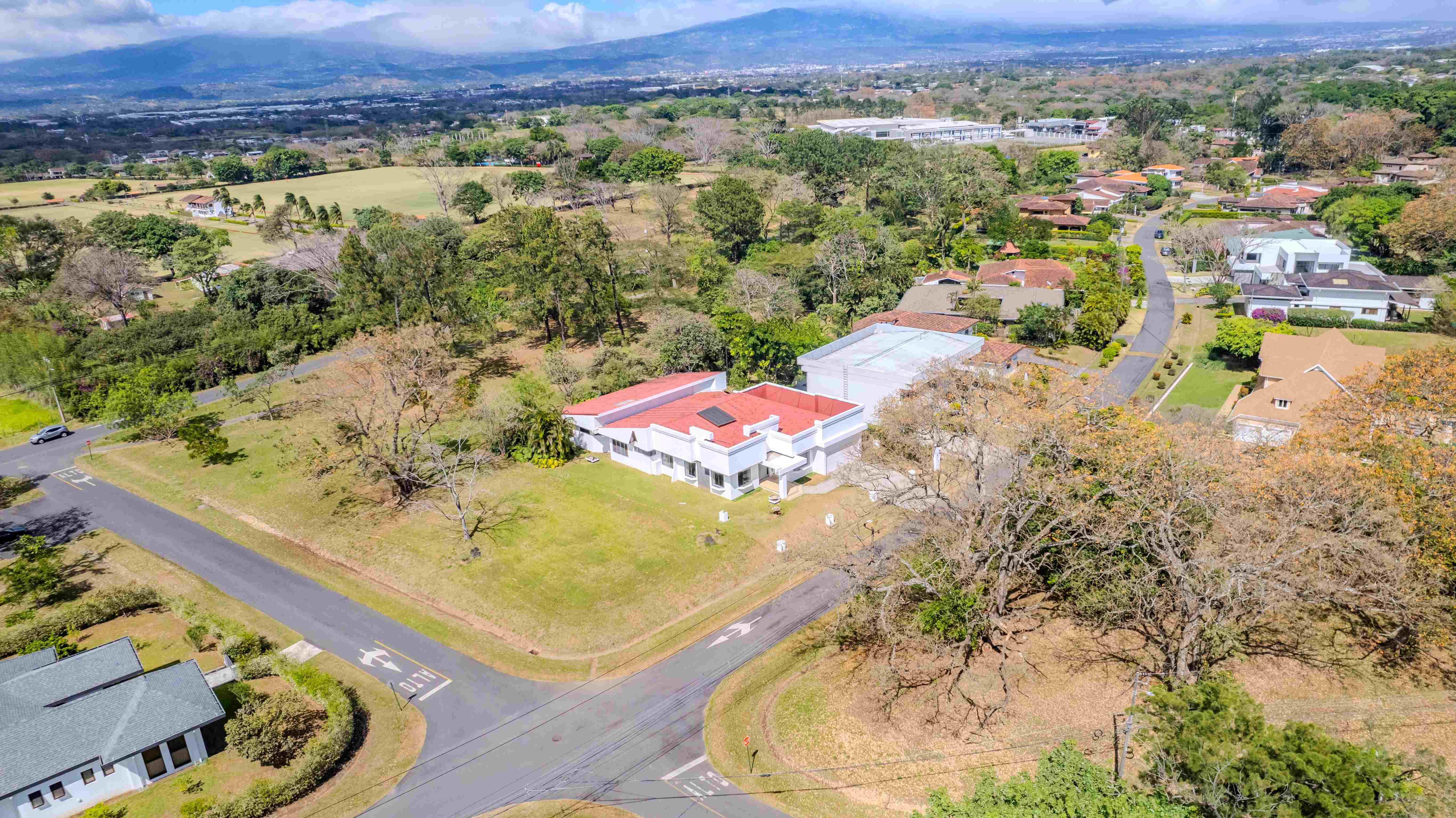 La Guacima, Alajuela, CR, 4 Bedrooms Bedrooms, ,2 BathroomsBathrooms,Residential,For Sale,1708336