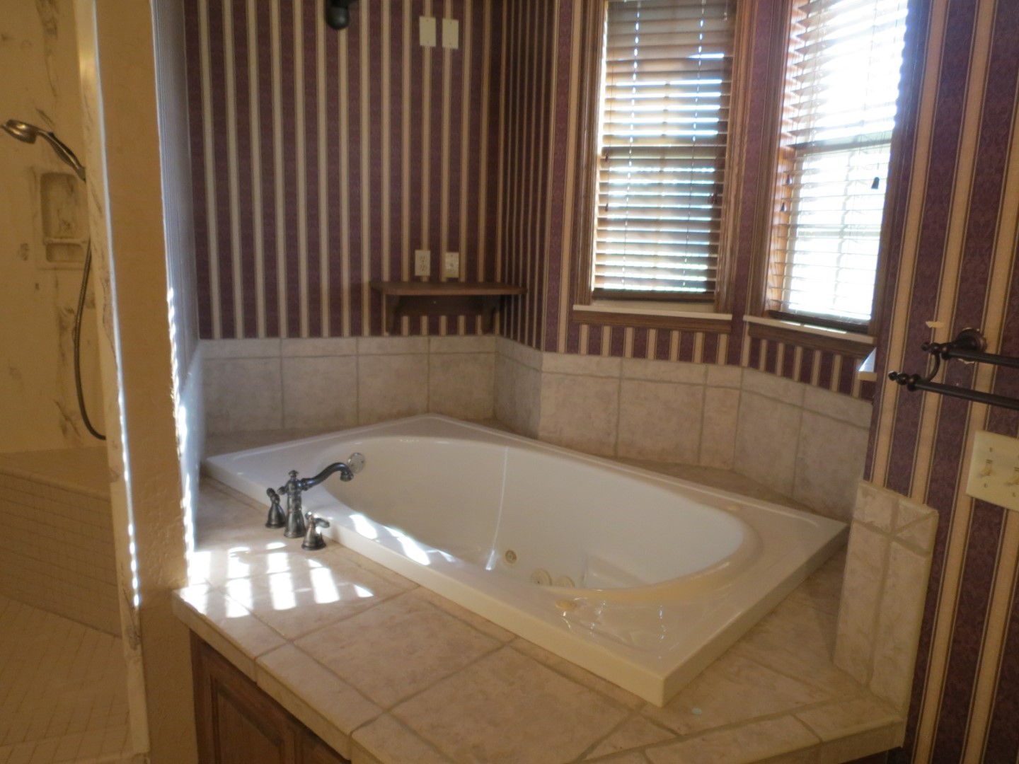 Stillwater, Oklahoma, 74075, United States, 3 Bedrooms Bedrooms, ,4 BathroomsBathrooms,Residential,For Sale,1848802