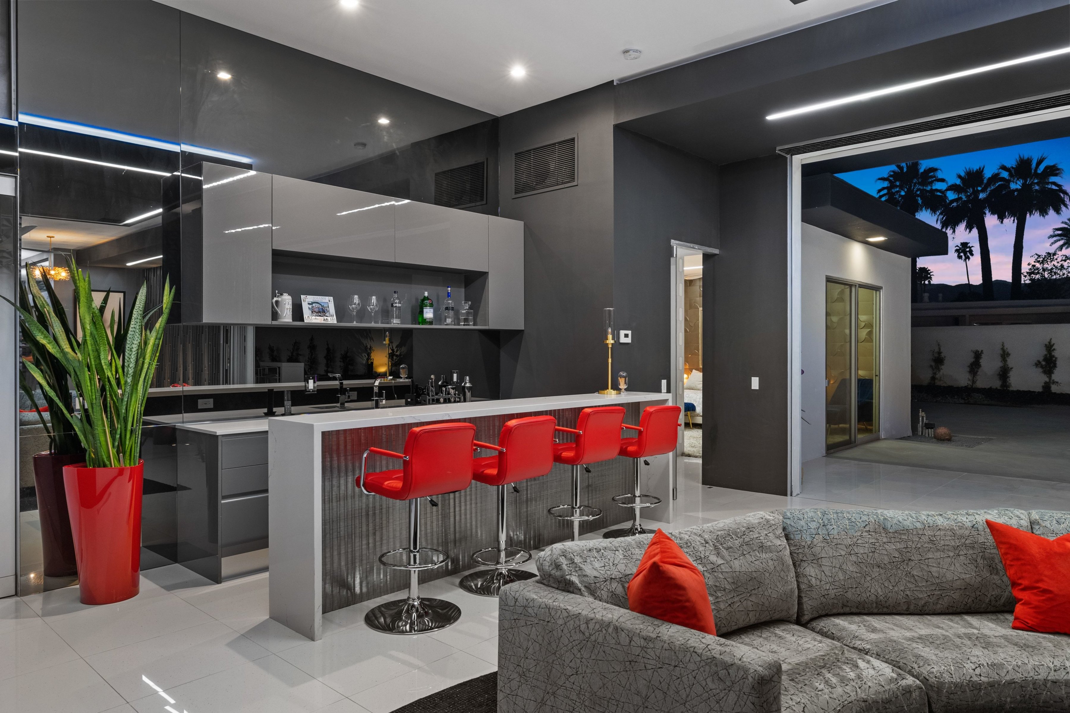  Custom Contemporary On Rare Double Indian Wells Lot - 物件實景