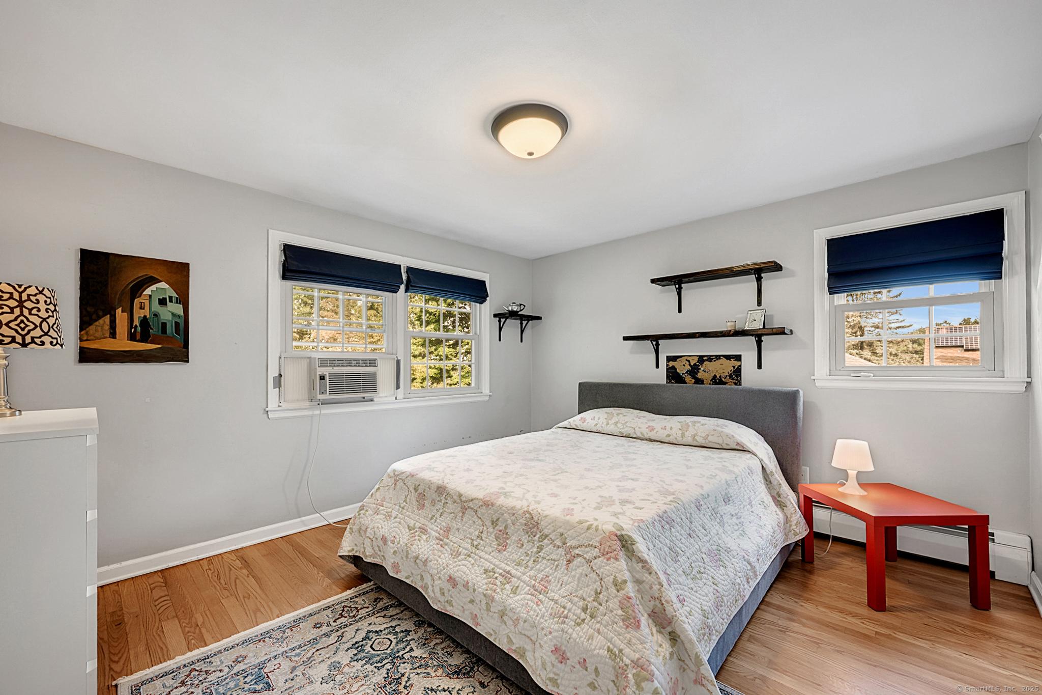 Middletown, Connecticut, 06457, United States, 4 Bedrooms Bedrooms, ,2 BathroomsBathrooms,Residential,For Sale,1920359