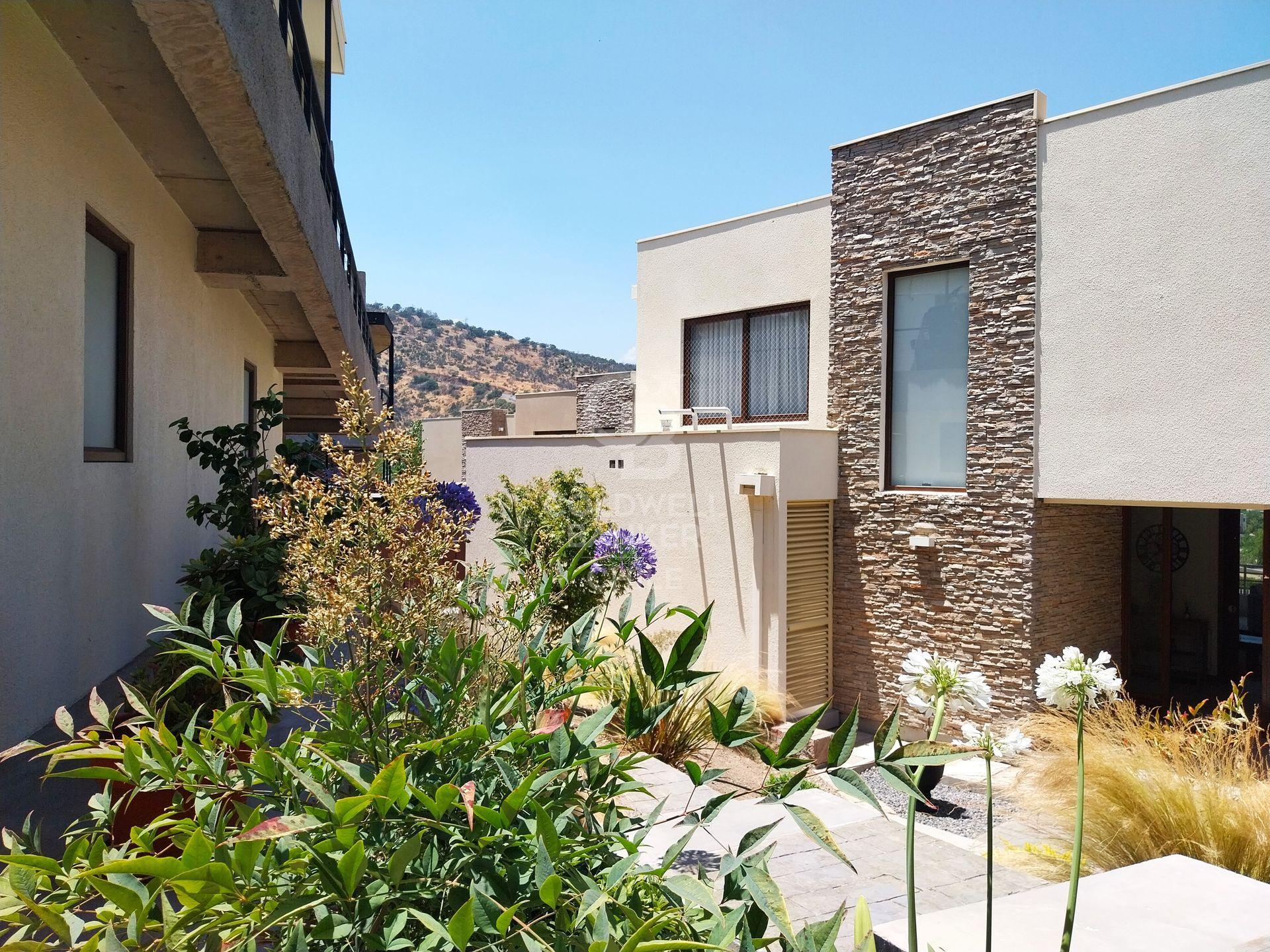 Lo Barnechea, Chile, 5 Bedrooms Bedrooms, ,5 BathroomsBathrooms,Residential,For Sale,1883706
