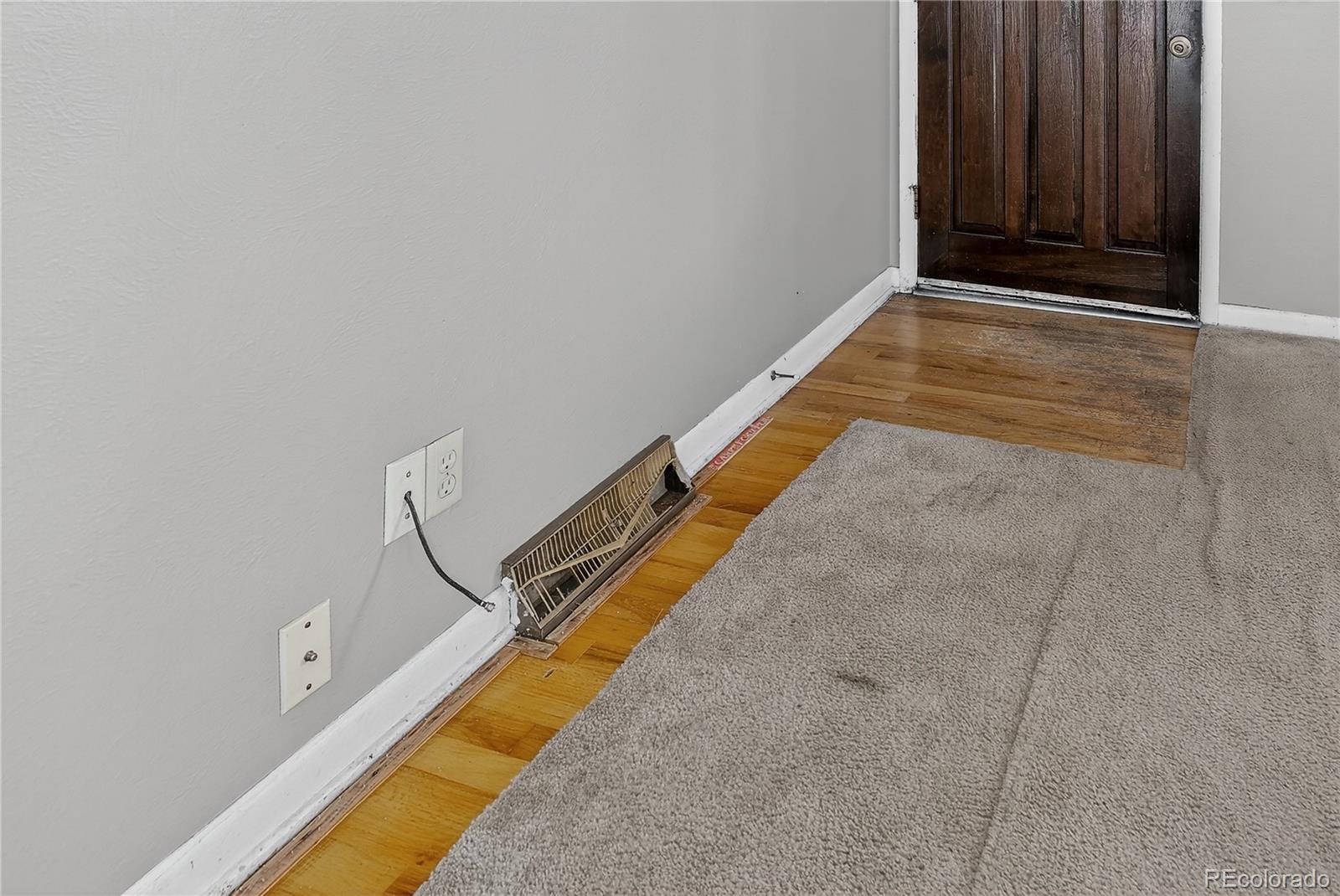 Arvada, Colorado, 80004, United States, 3 Bedrooms Bedrooms, ,1 BathroomBathrooms,Residential,For Sale,1960914