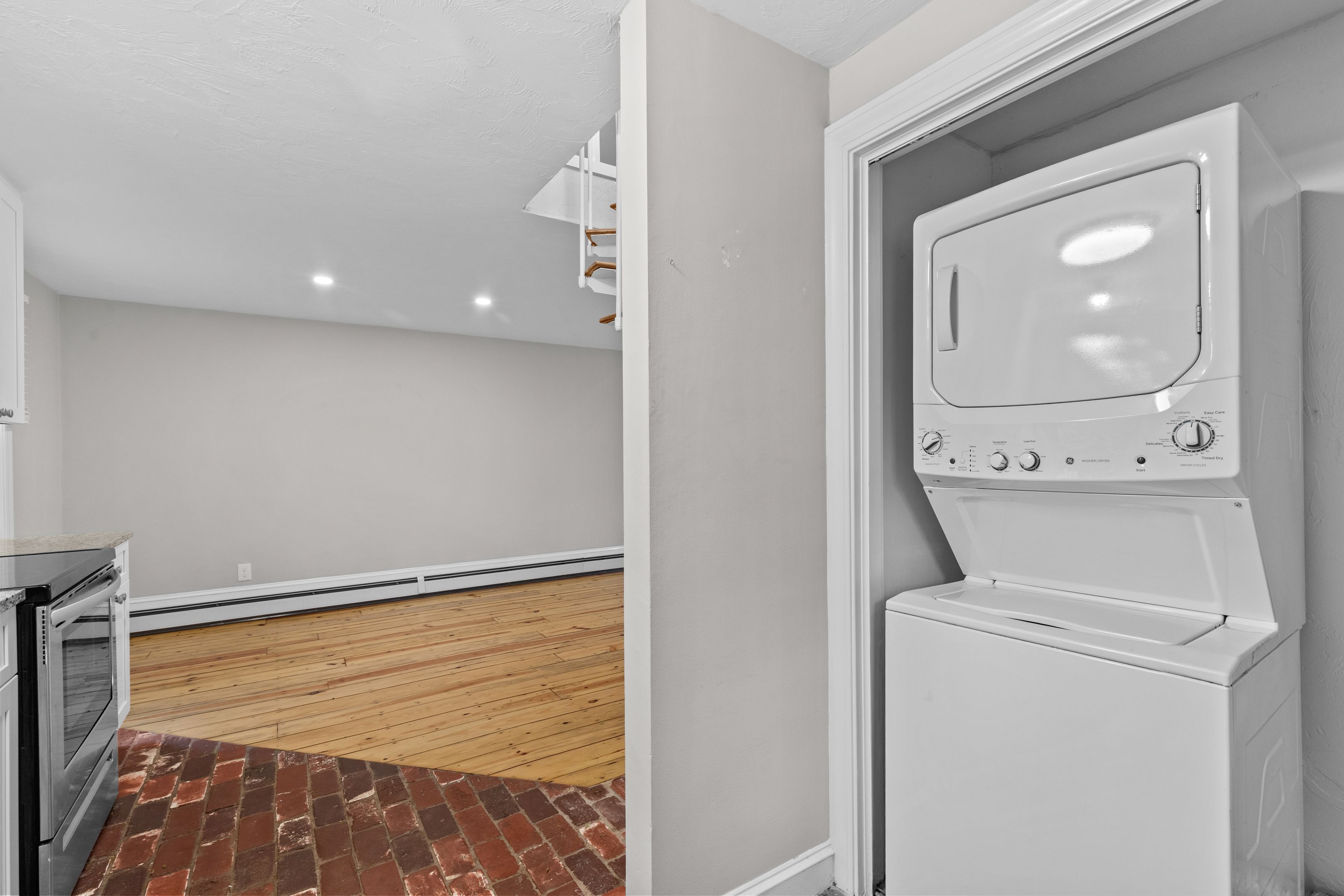  12 State Road, Unit 2E, Plymouth, MA, 02360 - 物件實景