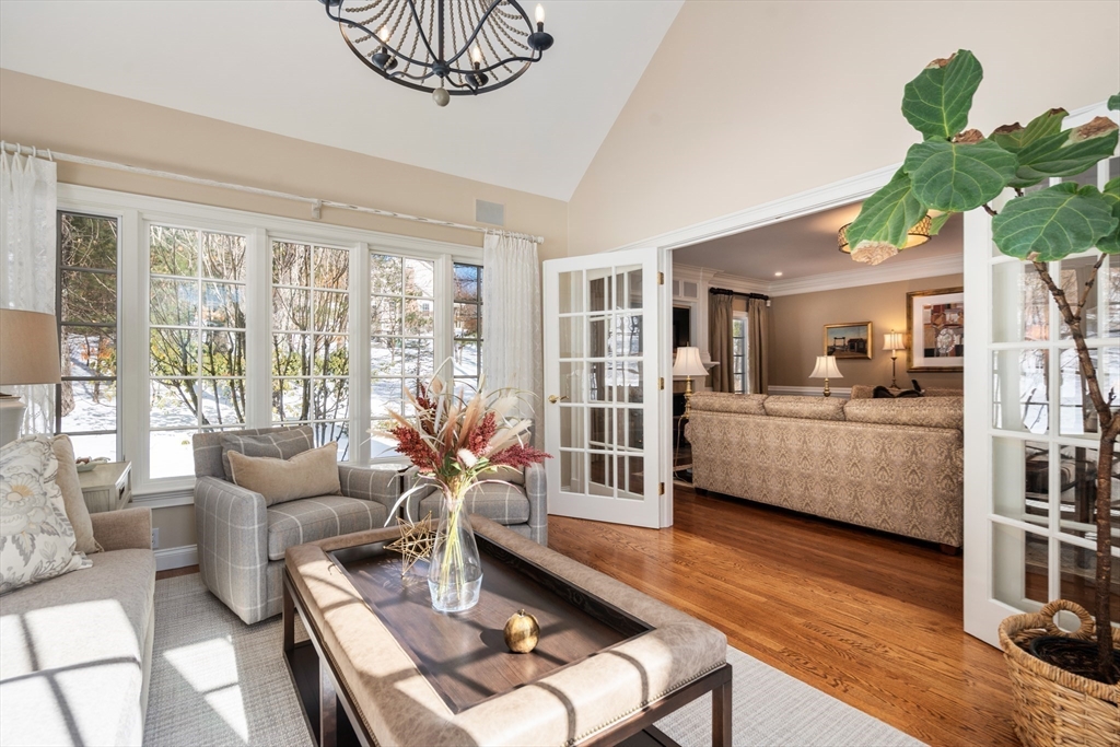 Sudbury, Massachusetts, 01776, United States, 5 Bedrooms Bedrooms, ,7 BathroomsBathrooms,Residential,For Sale,1827168