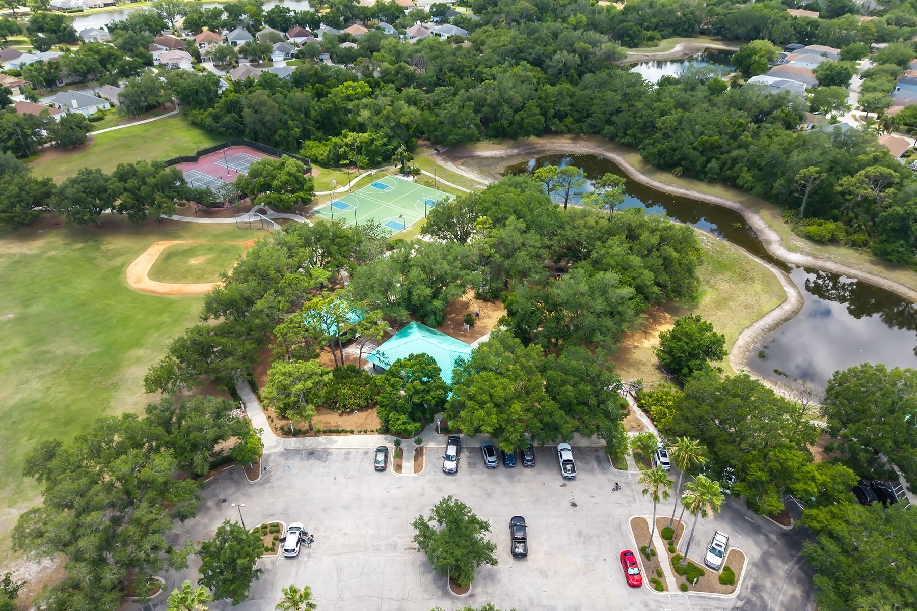 SUMMERFIELD VILLAGE - 物件實景