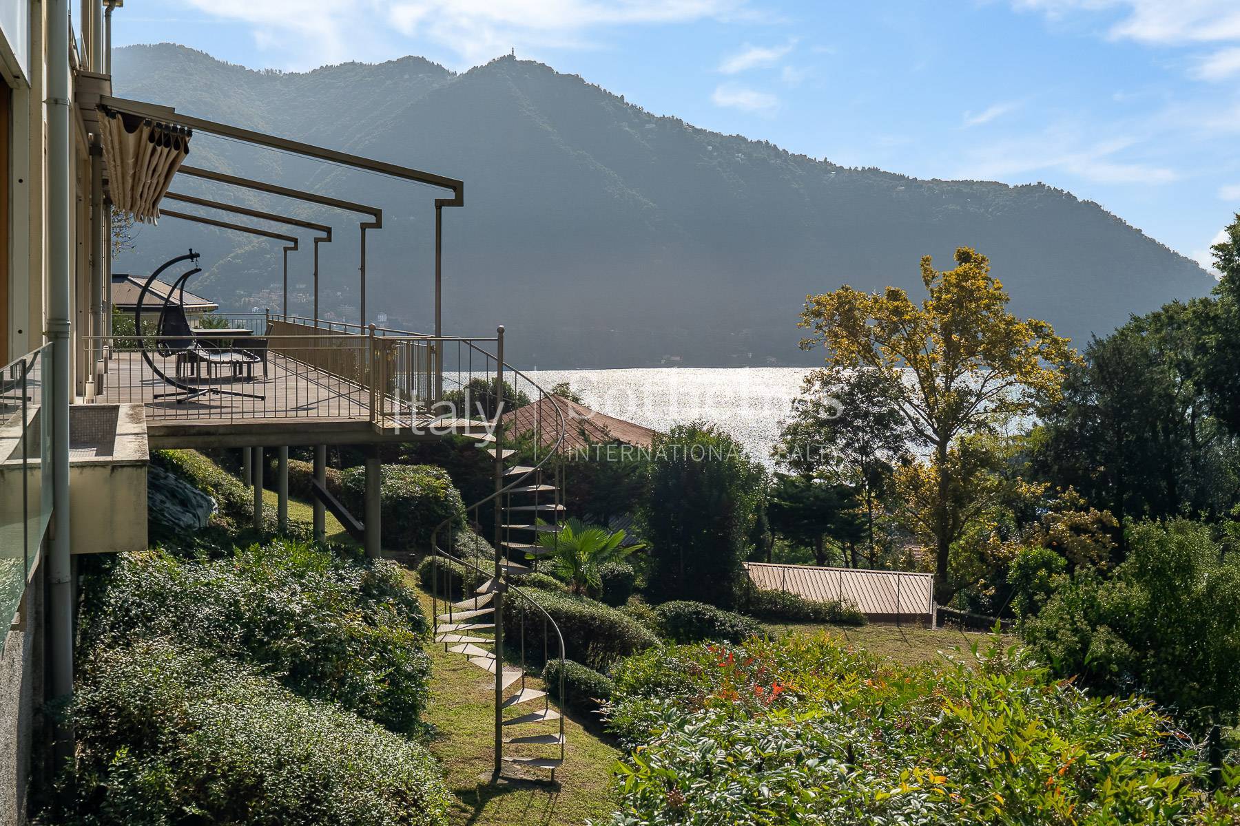  Contemporary Apartment with Breathtaking Lake View - 物件實景
