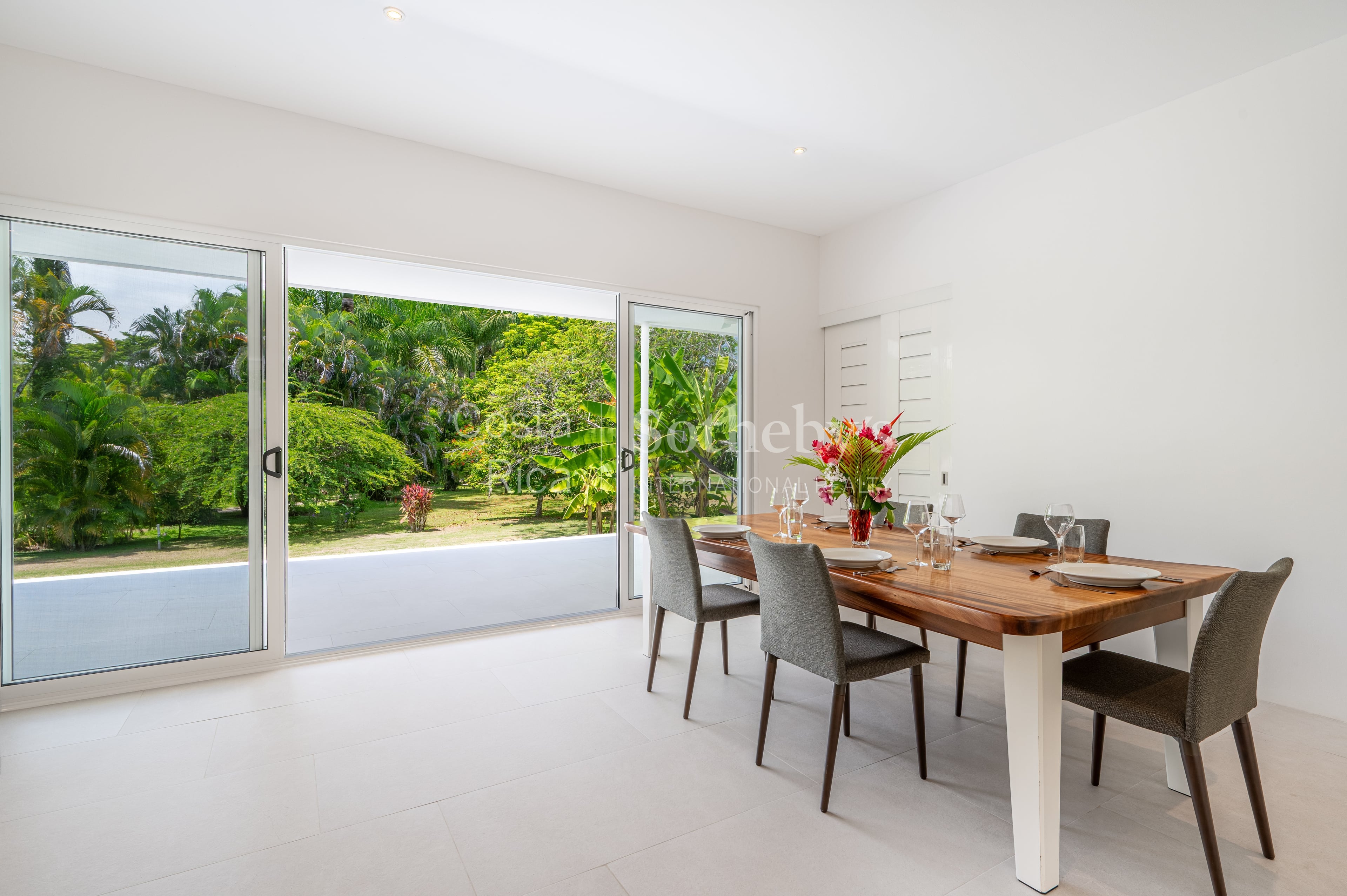  Casa Blanca: Lush and Peaceful Ocean Living - 物件實景