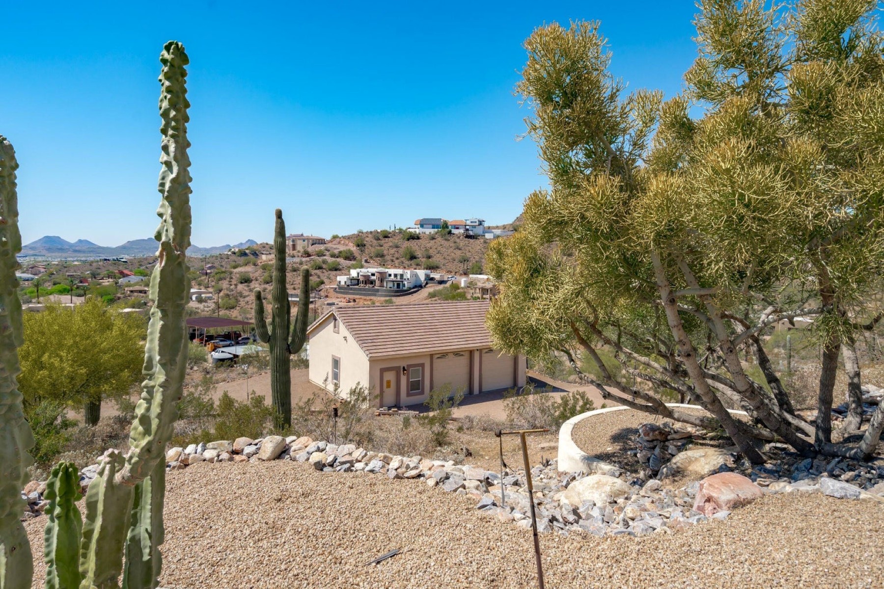  619 E Briles Road ¦Phoenix, AZ - 物件實景